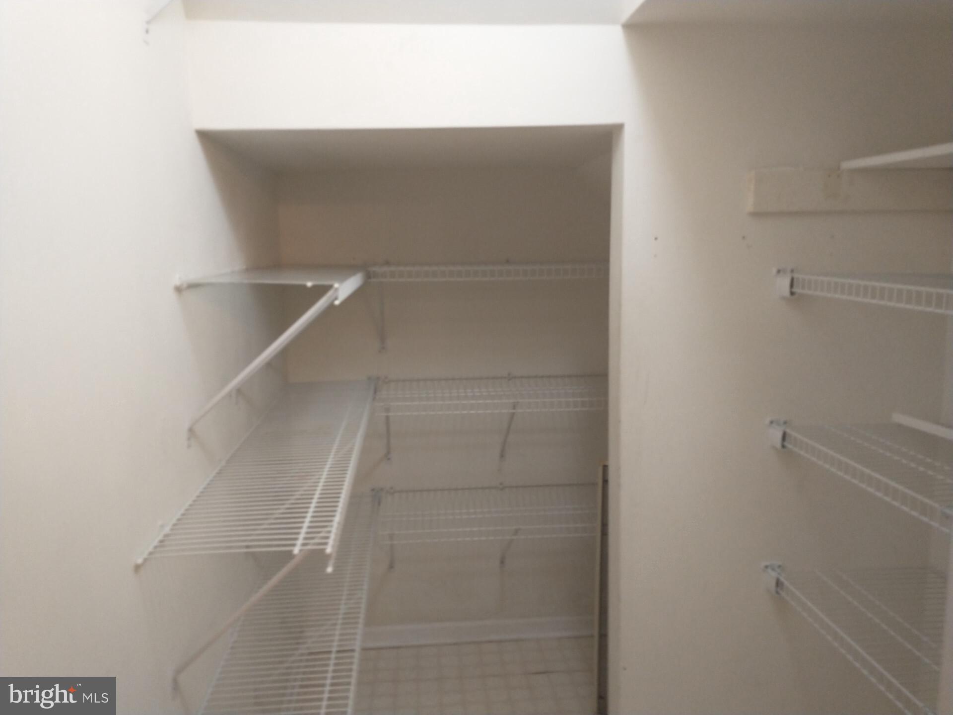 MONTGOMERY BROOK - Residential