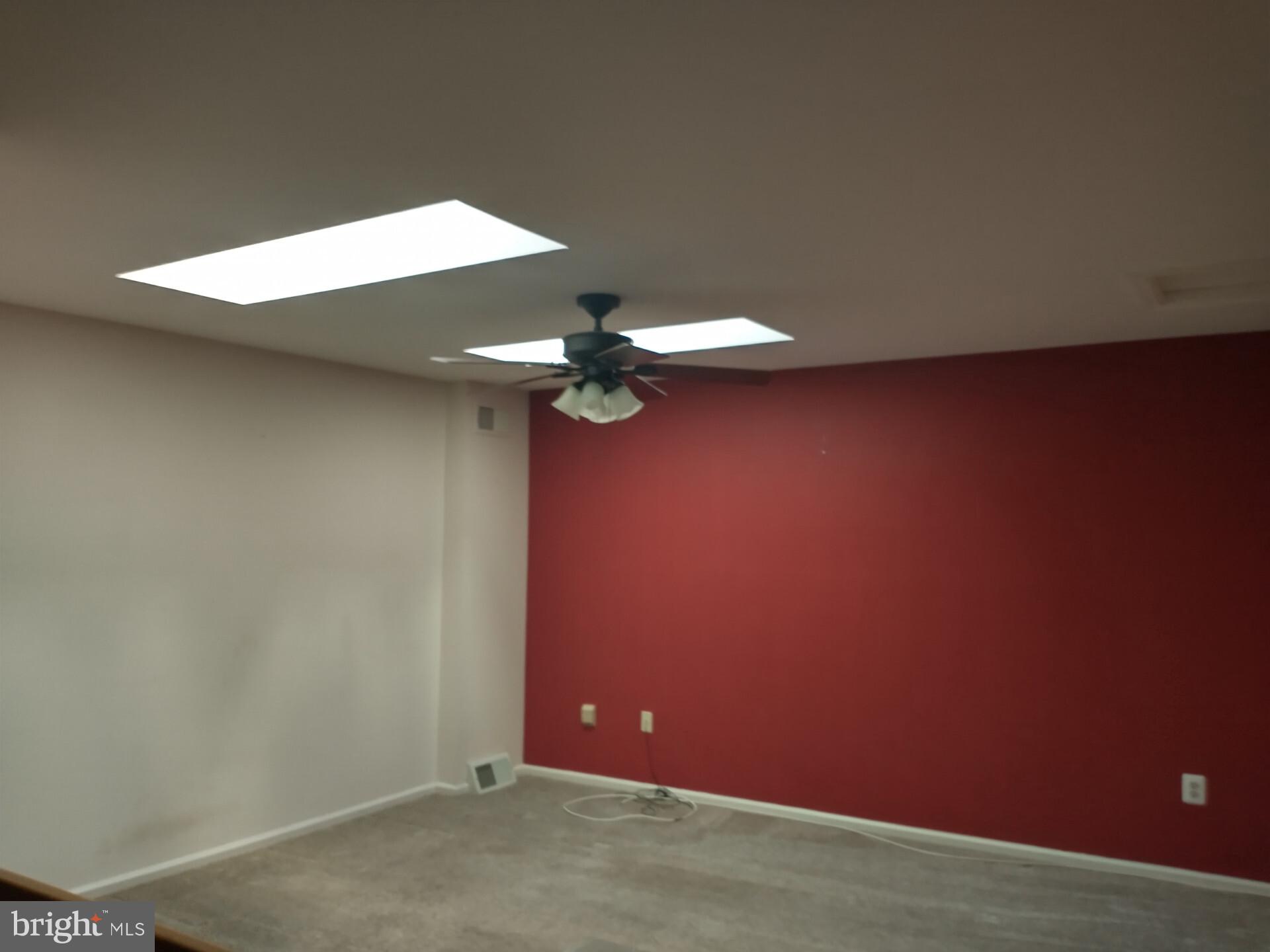 MONTGOMERY BROOK - Residential