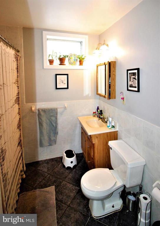 EAST FALLS - Residential