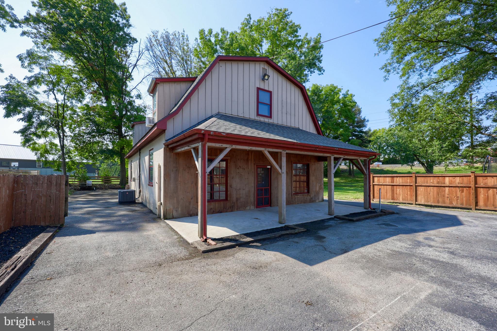 2688 OLD PHILADELPHIA PIKE