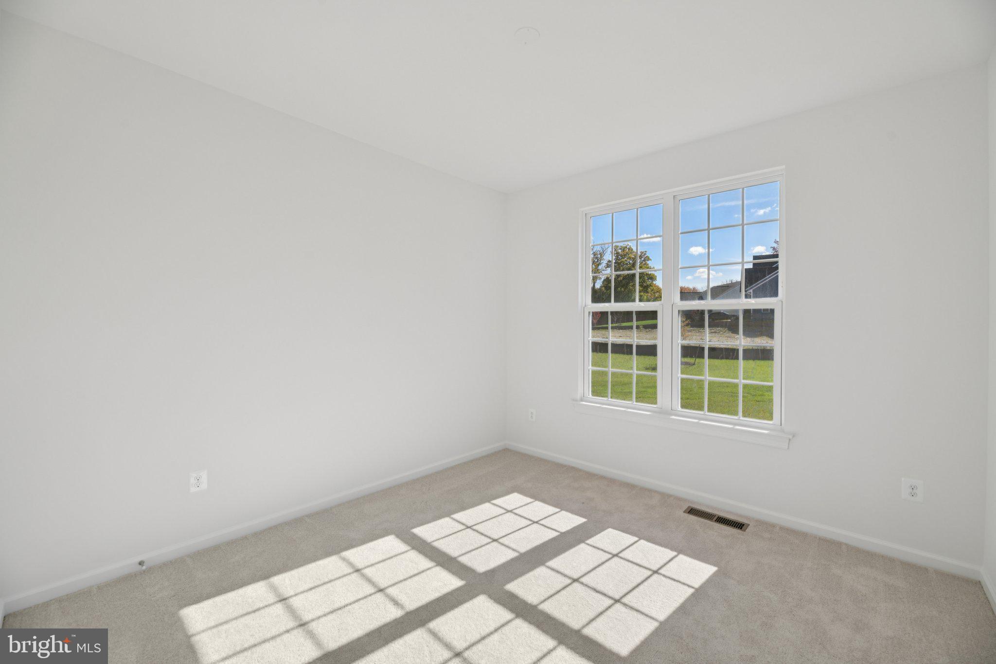 GLENN DALE ESTATES - Residential