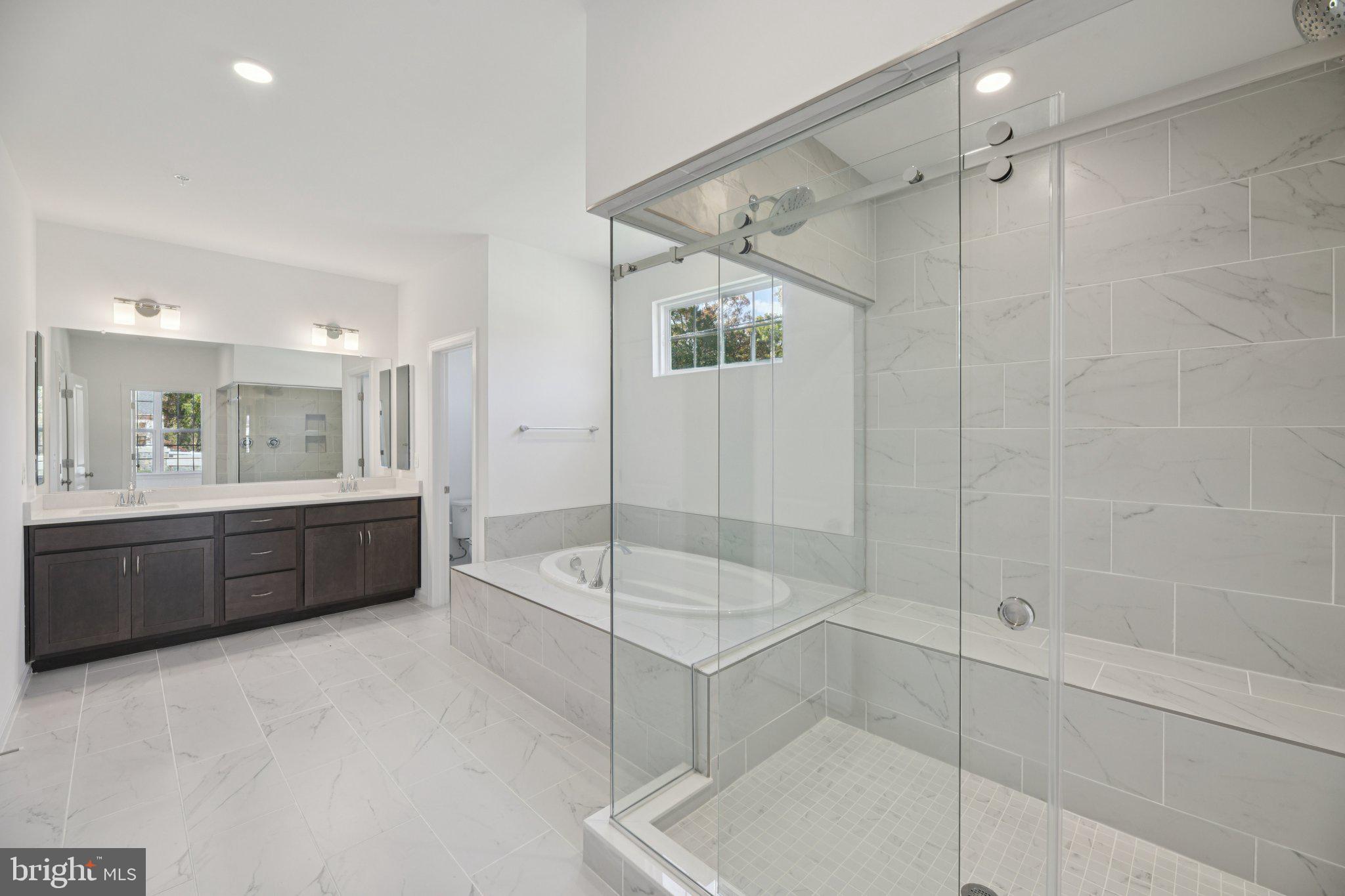 GLENN DALE ESTATES - Residential