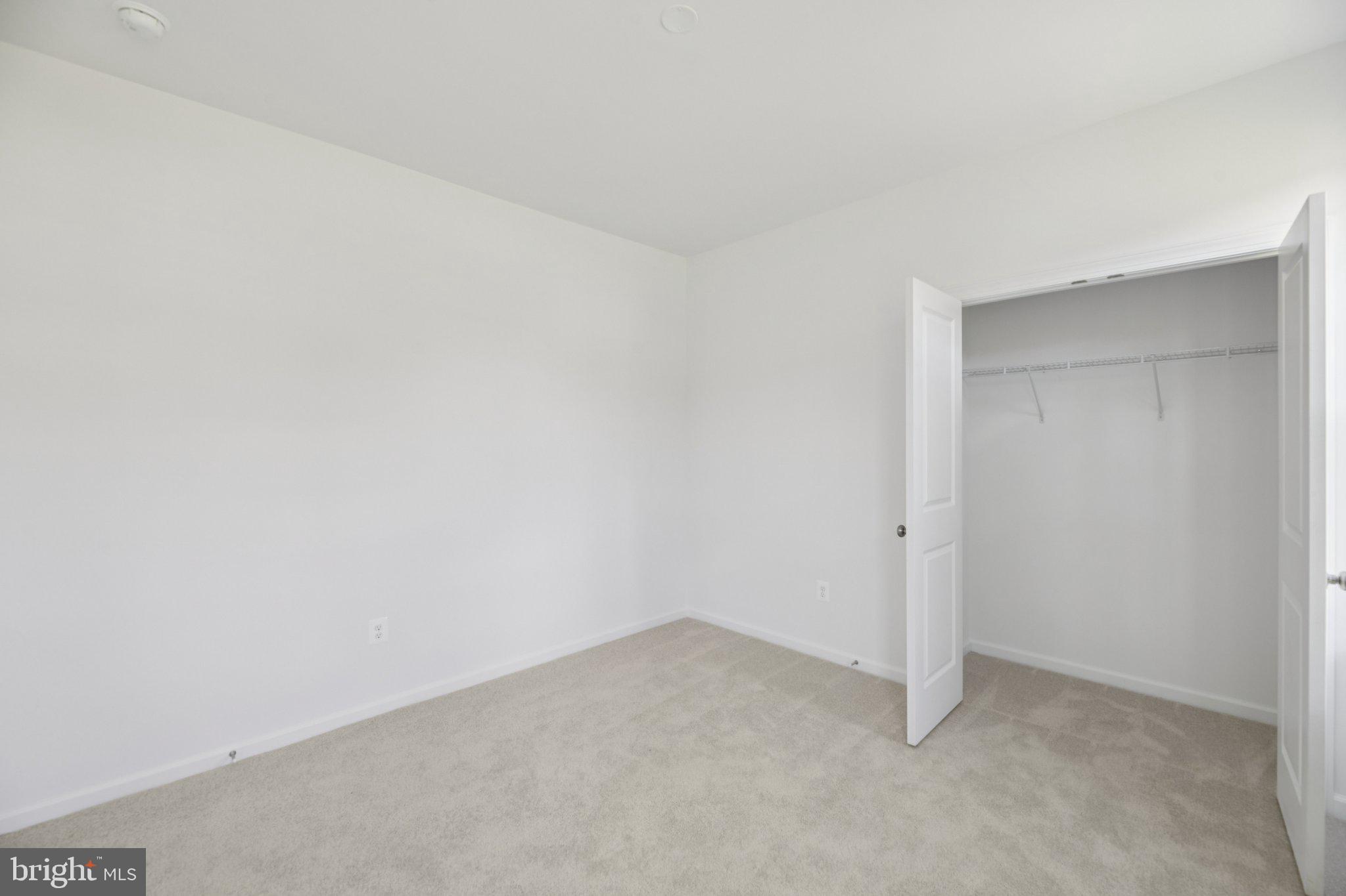 GLENN DALE ESTATES - Residential