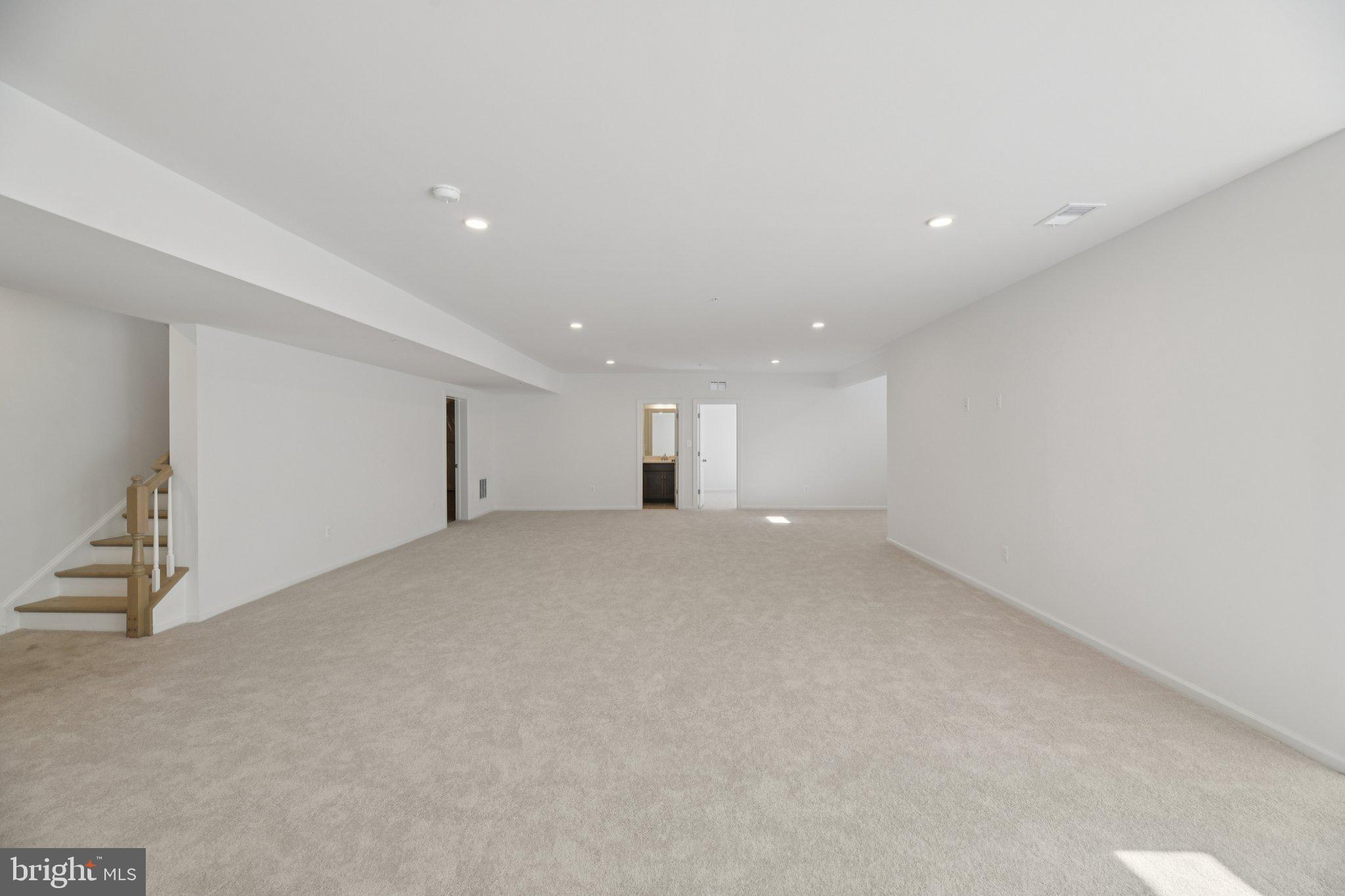 GLENN DALE ESTATES - Residential