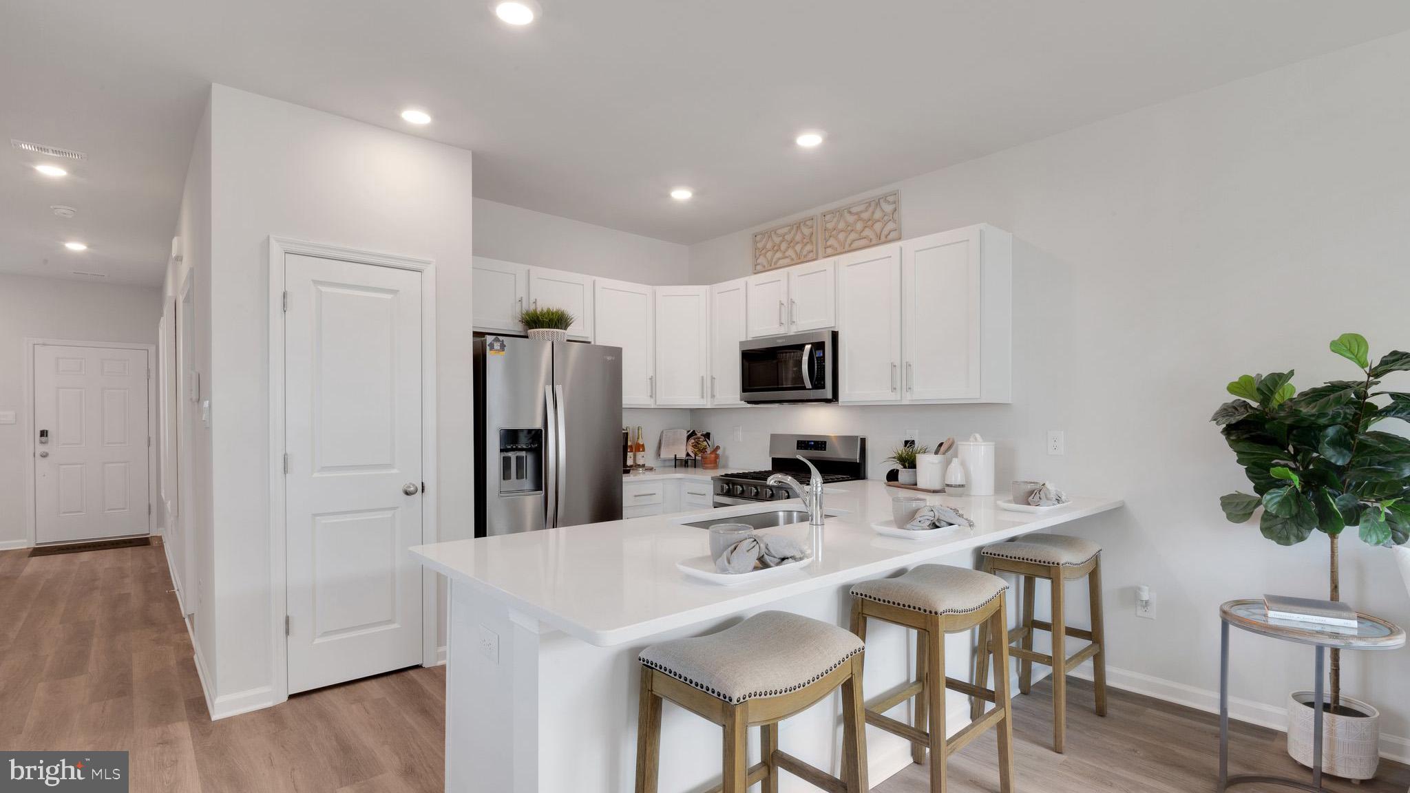 18 WHALER DRIVE