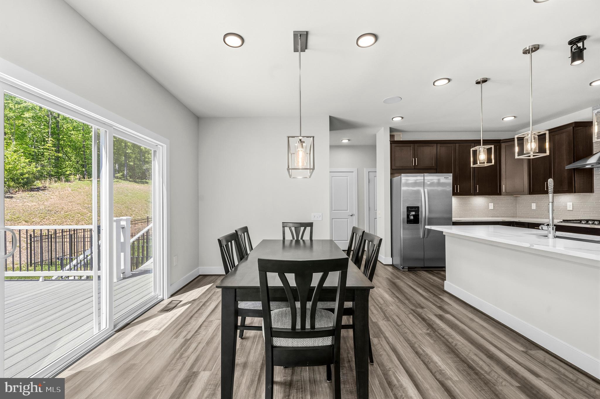 POTOMAC SHORES - Residential