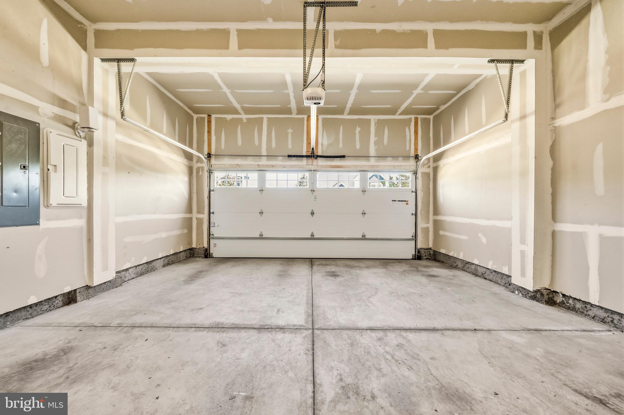 POTOMAC SHORES - Residential