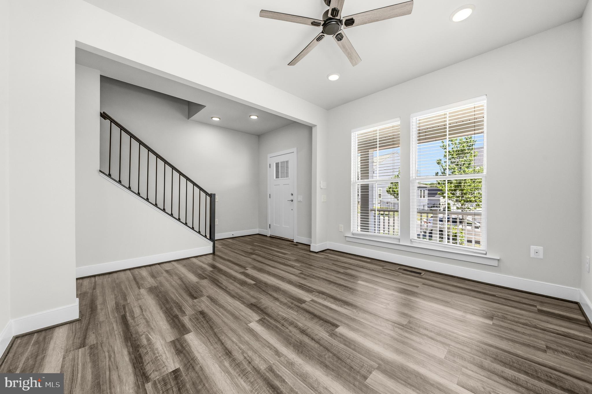 POTOMAC SHORES - Residential