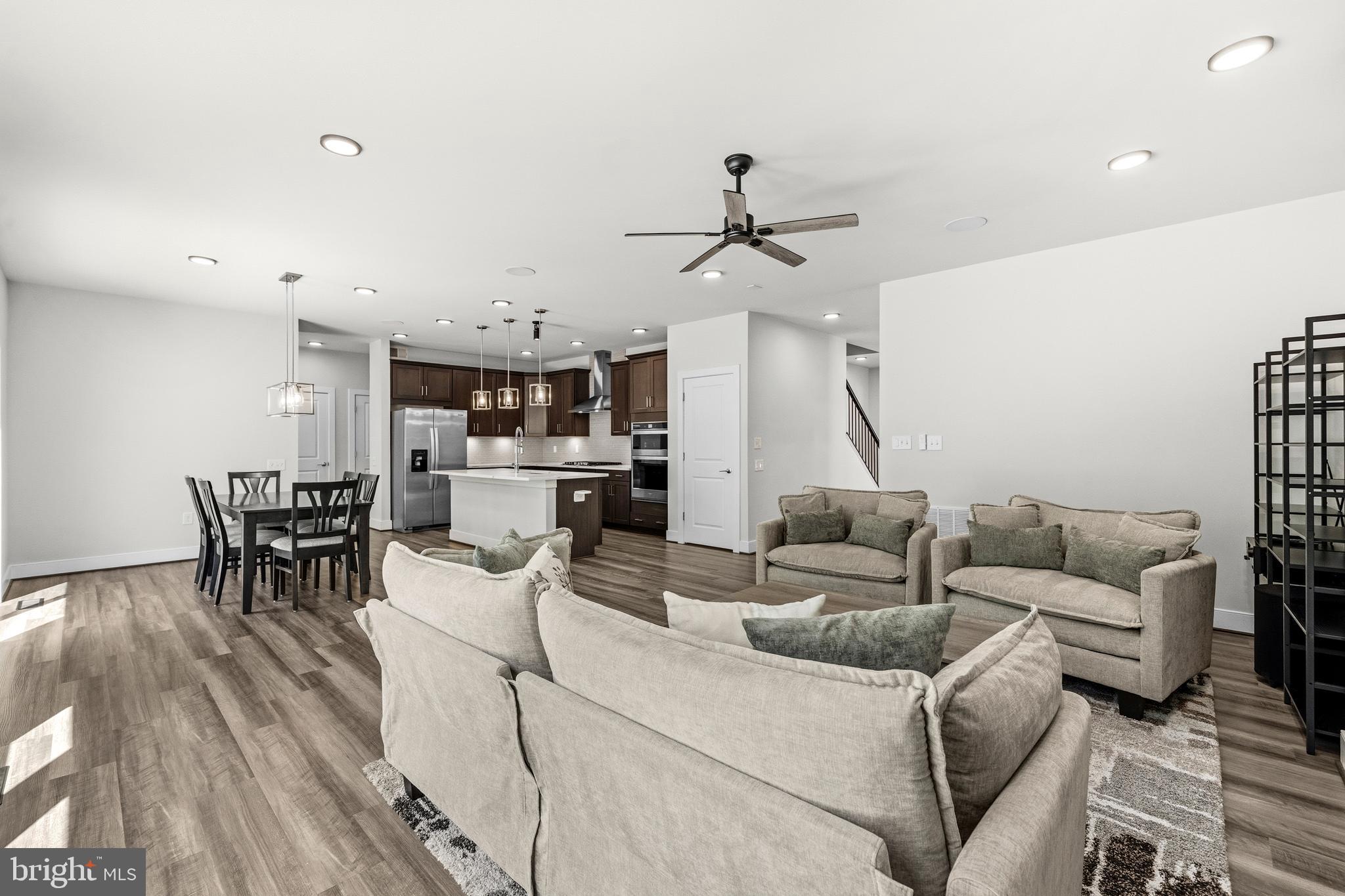 POTOMAC SHORES - Residential