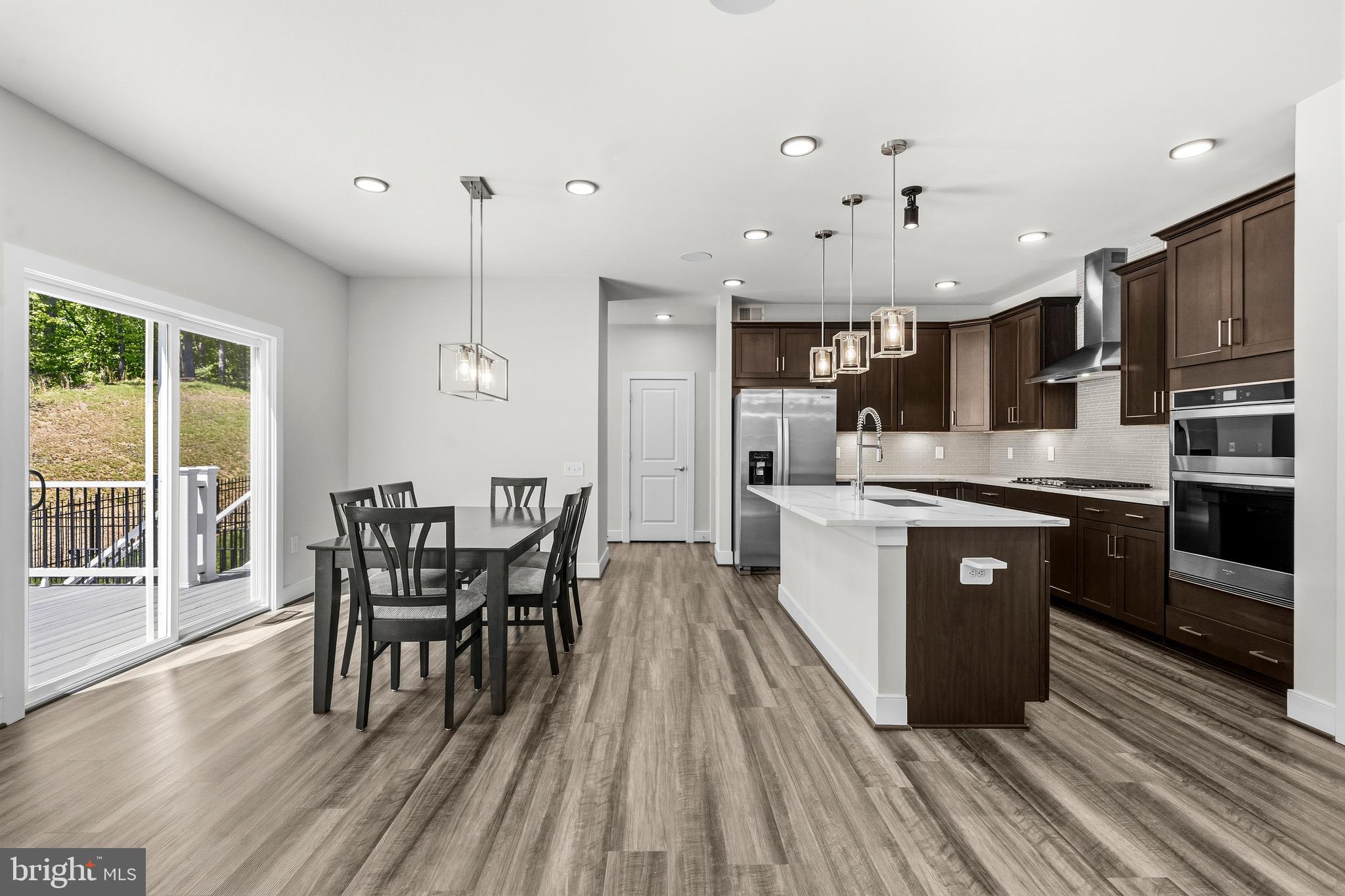 POTOMAC SHORES - Residential