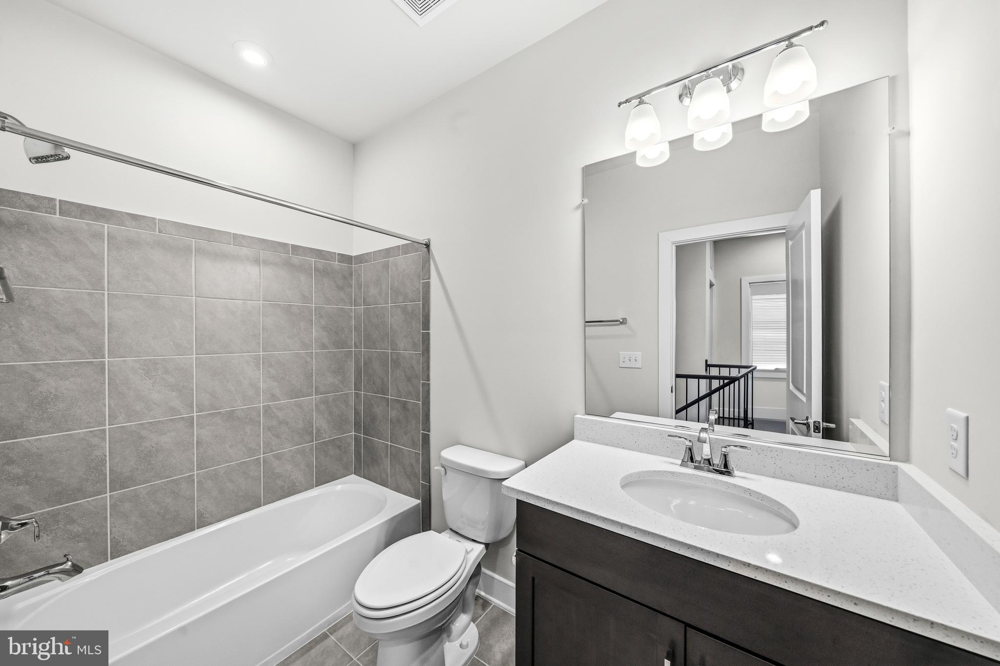 POTOMAC SHORES - Residential