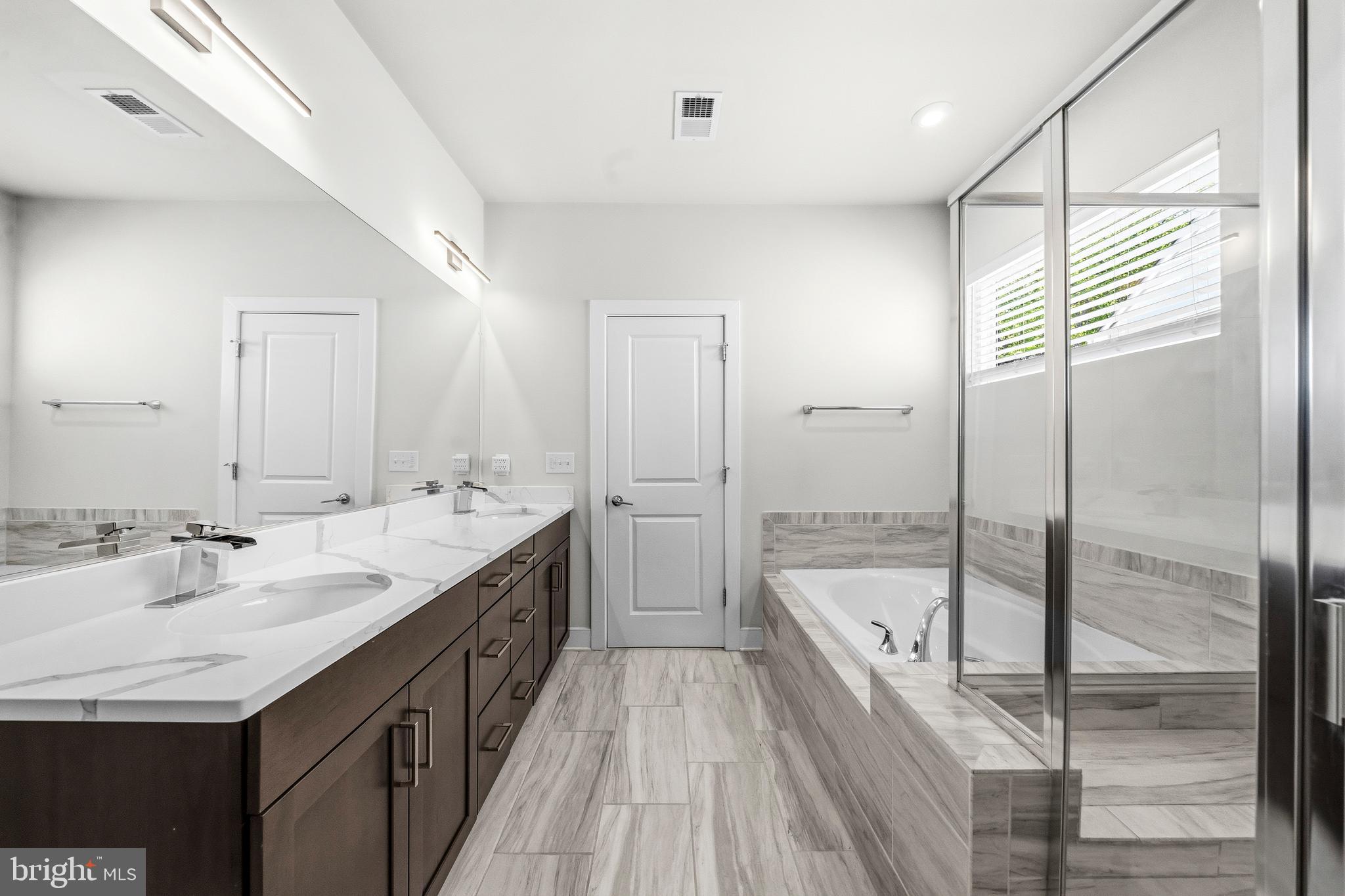 POTOMAC SHORES - Residential