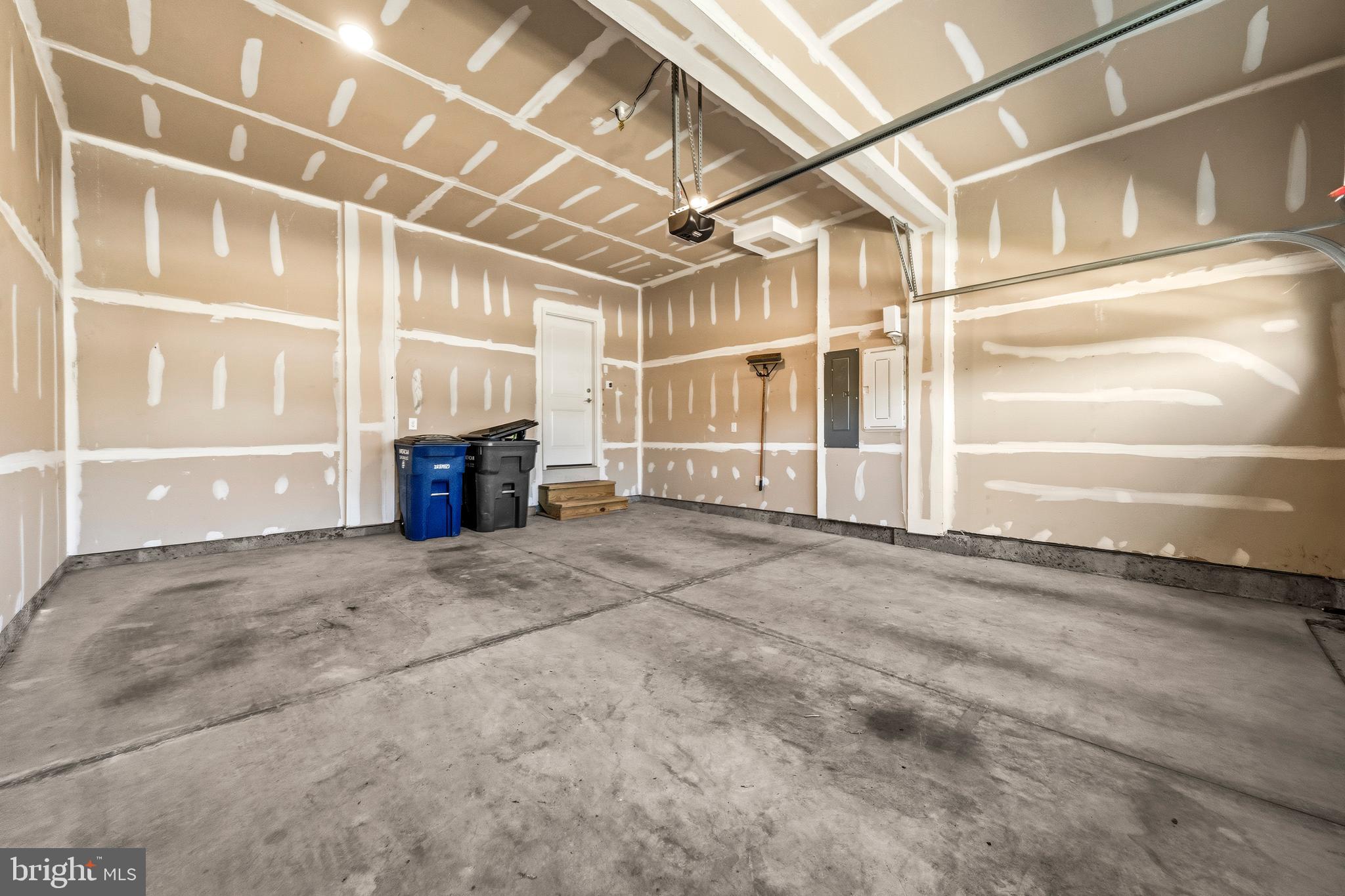 POTOMAC SHORES - Residential