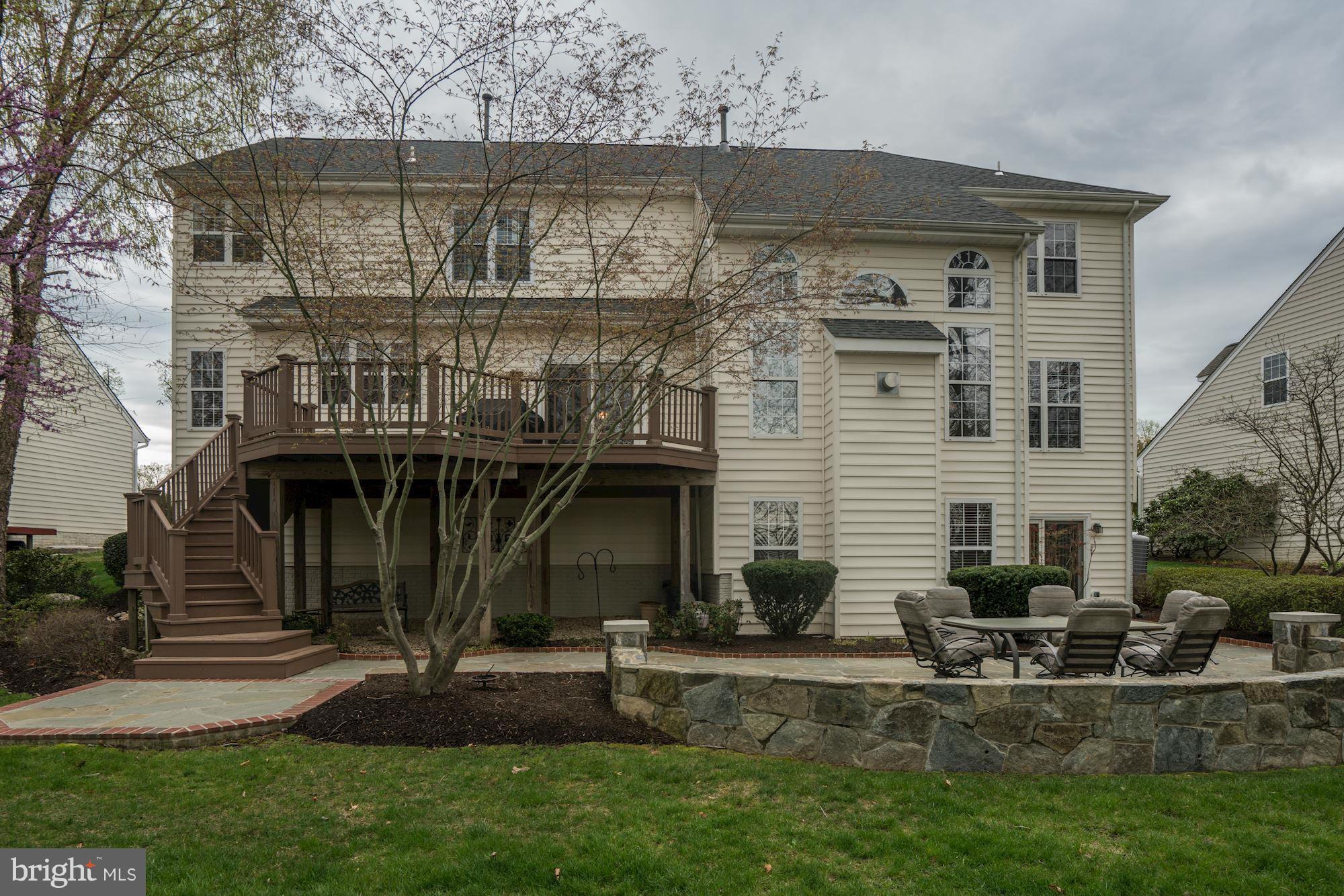 WOODLANDS OF FAIR LAKES - Residential