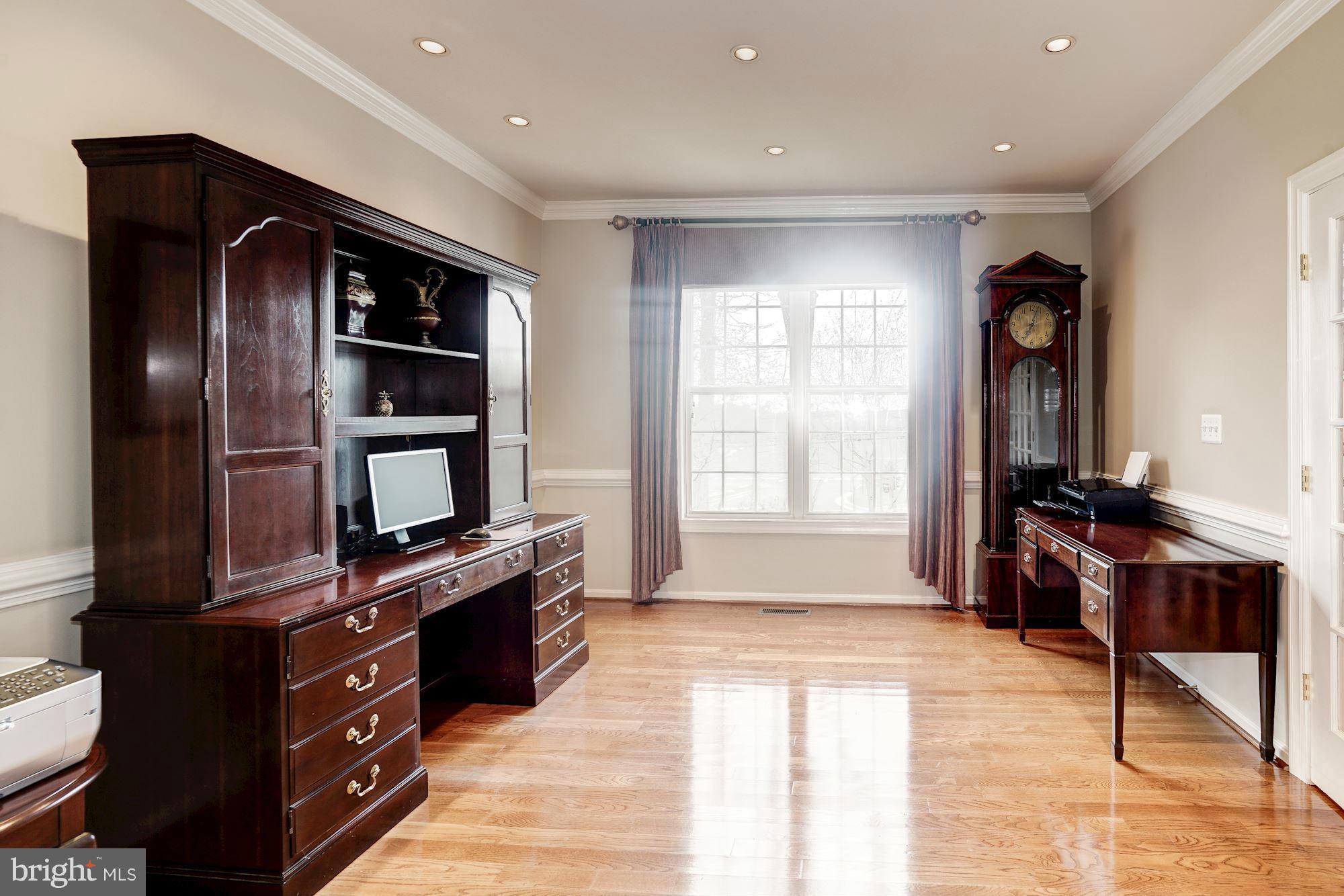 WOODLANDS OF FAIR LAKES - Residential