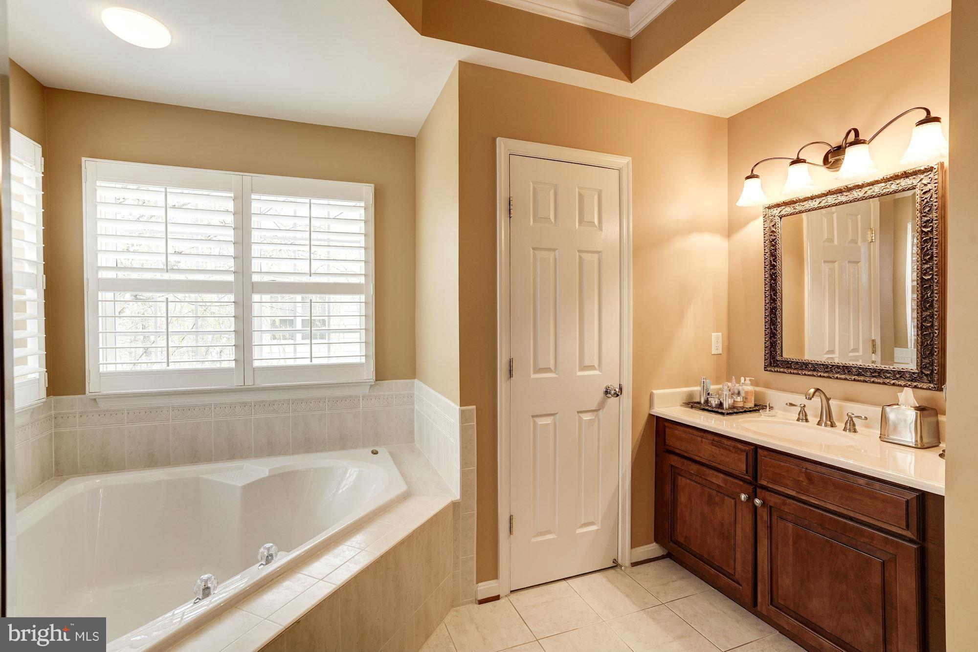 WOODLANDS OF FAIR LAKES - Residential