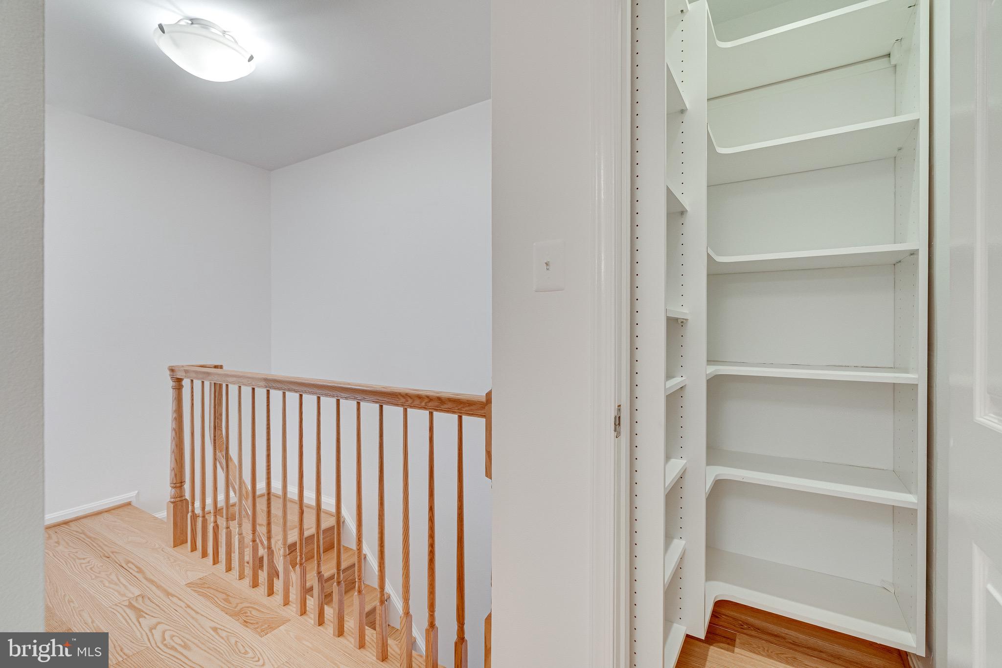 MCLEAN MEWS - Residential Lease