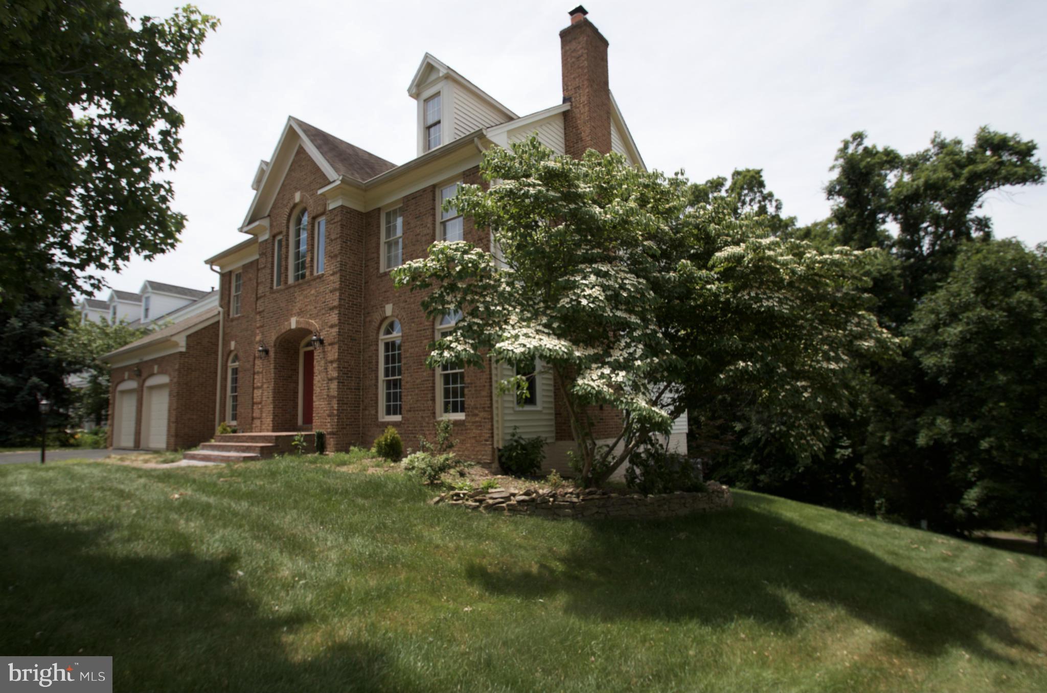 ASHBURN FARM - Residential Lease