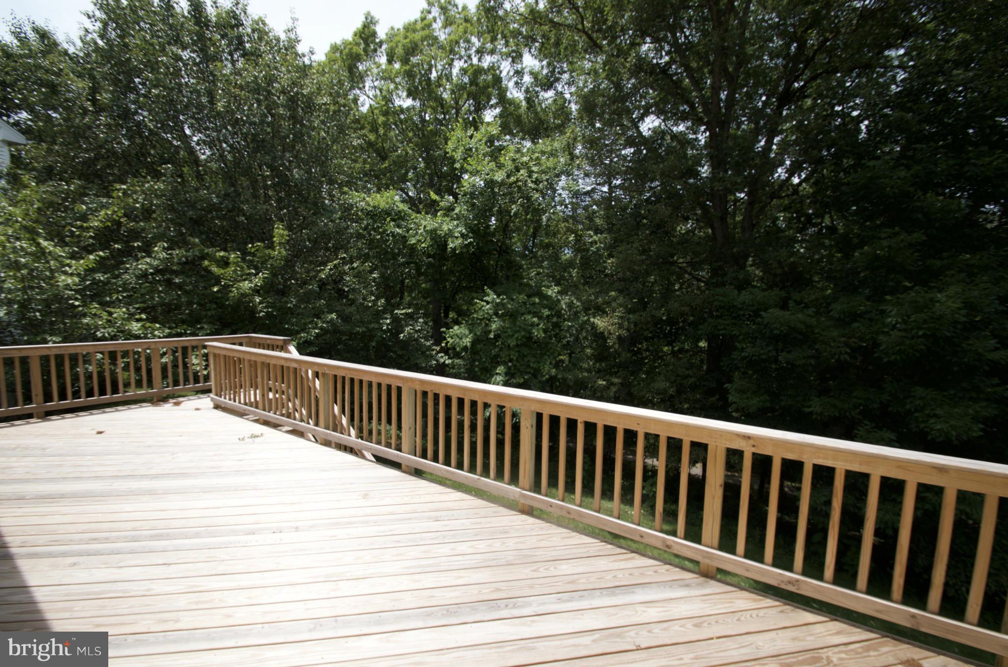 ASHBURN FARM - Residential Lease