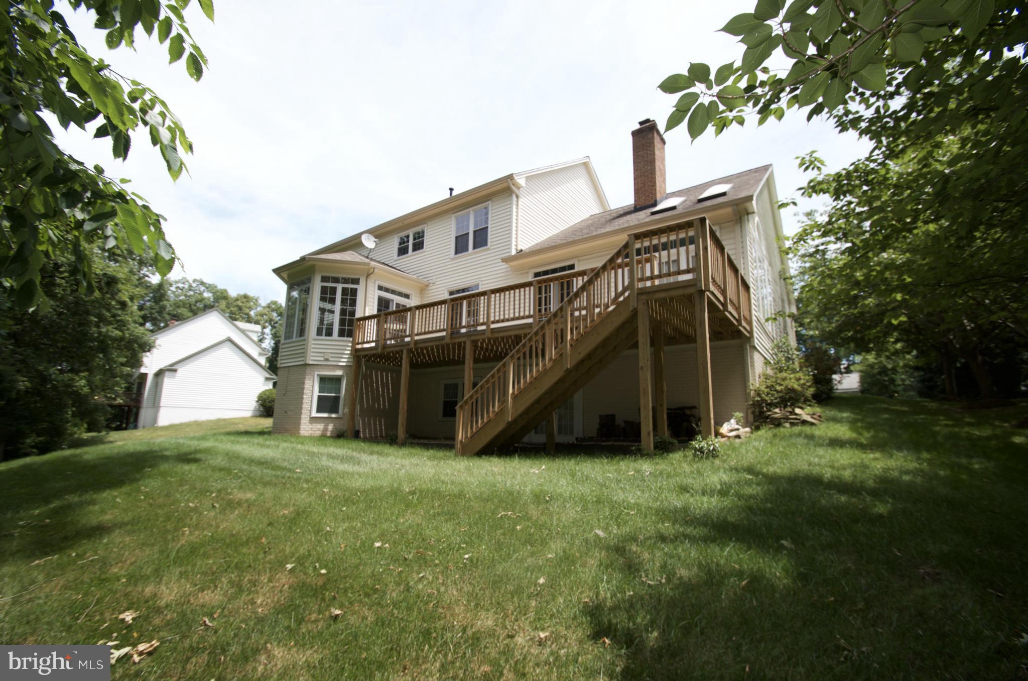 ASHBURN FARM - Residential Lease