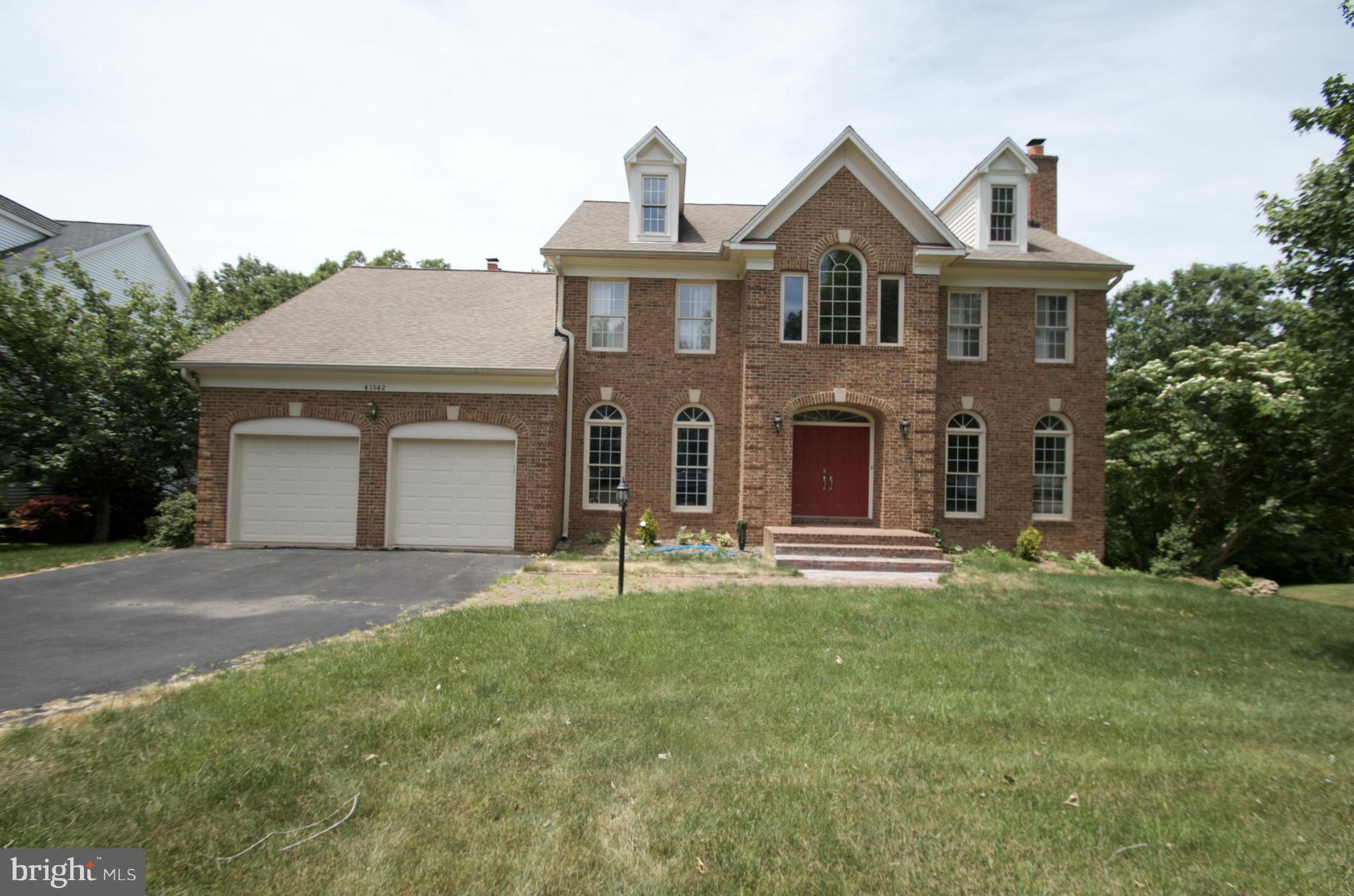 ASHBURN FARM - Residential Lease