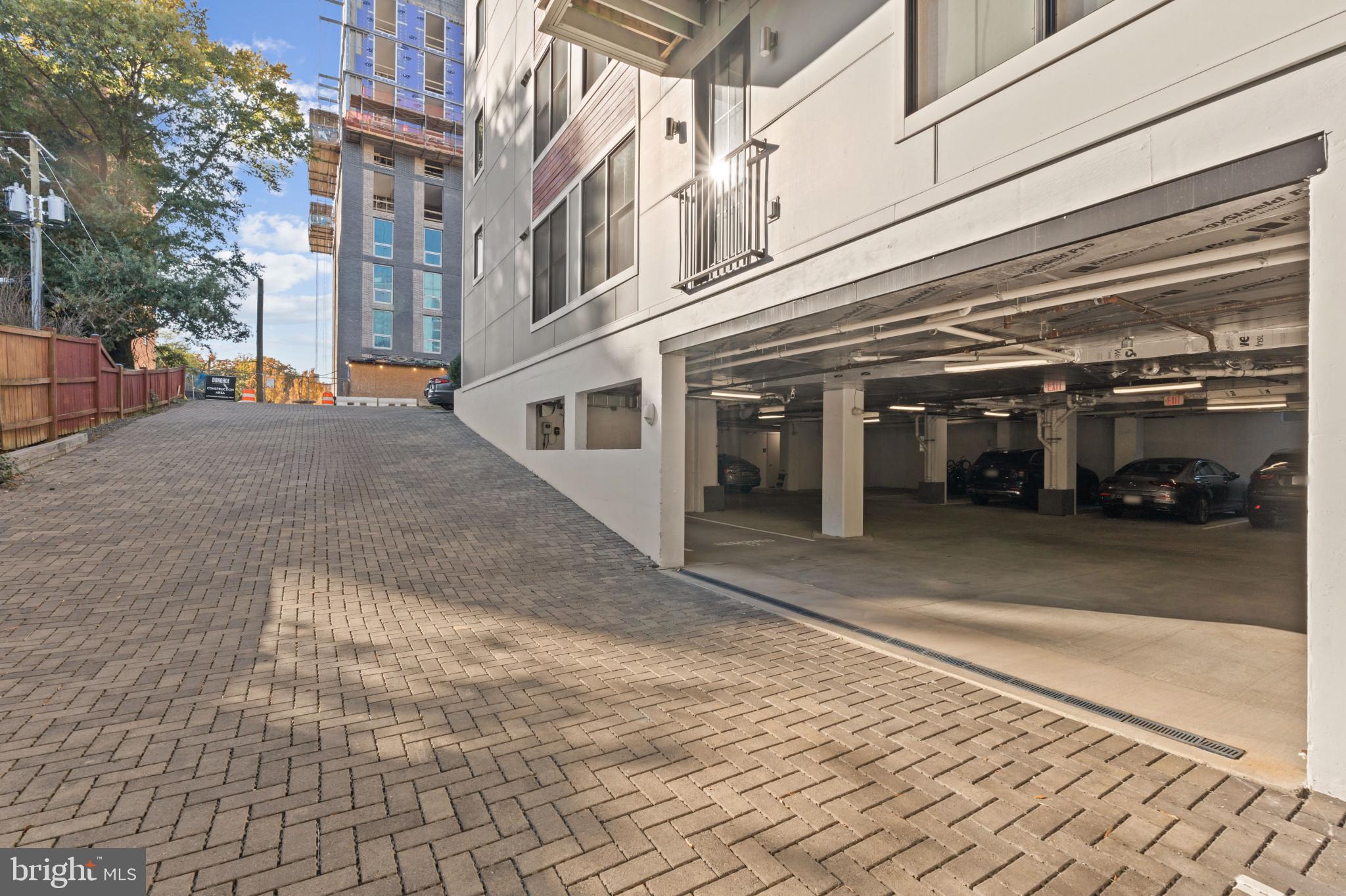 ARLINGTON - Residential Lease