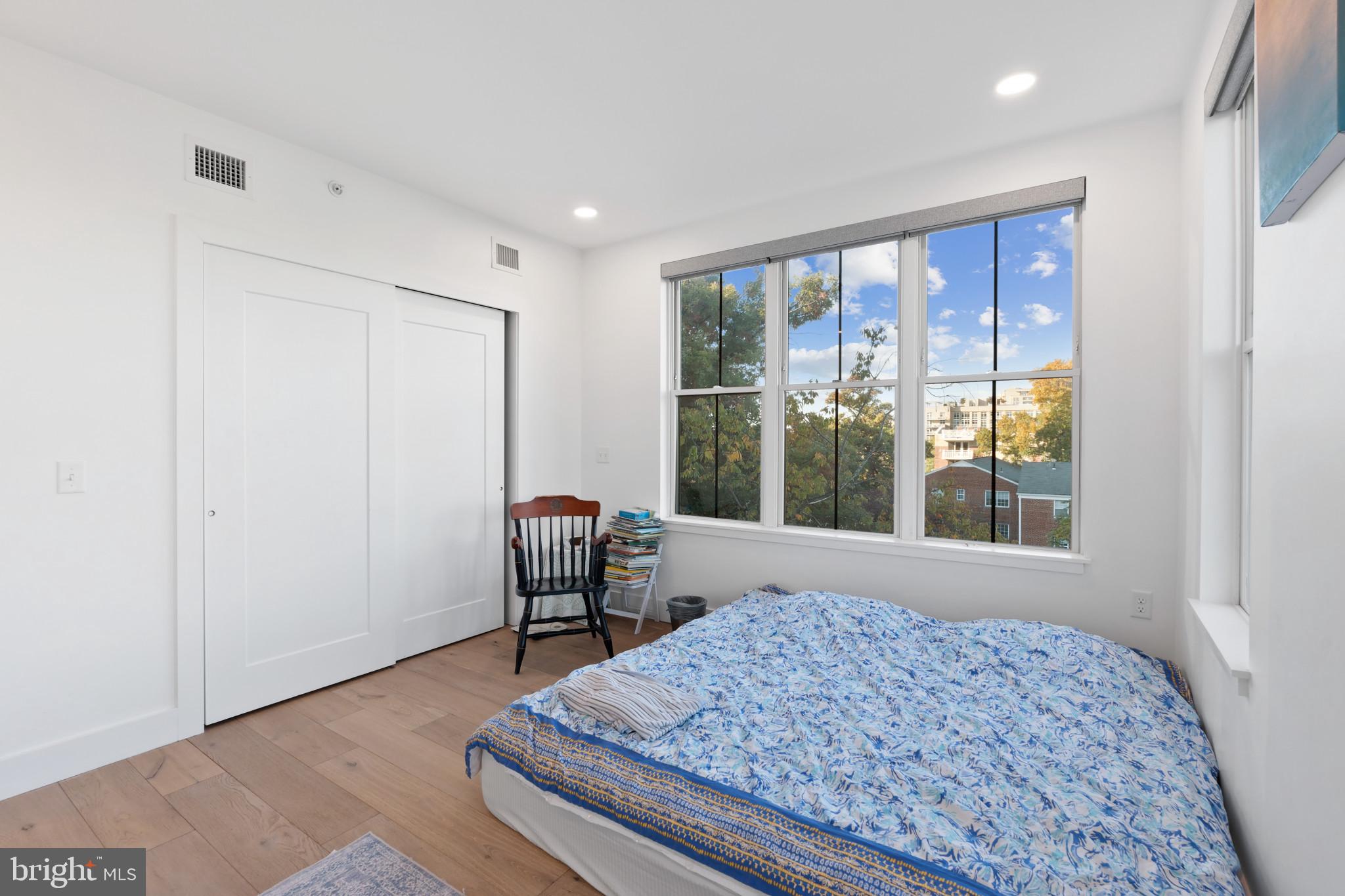 ARLINGTON - Residential Lease