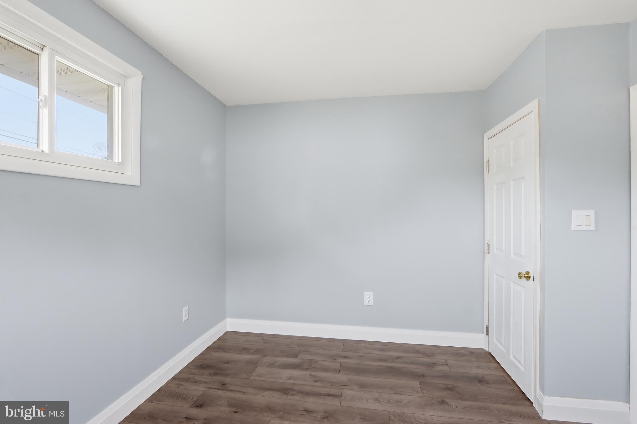 TOLLGATE - Residential