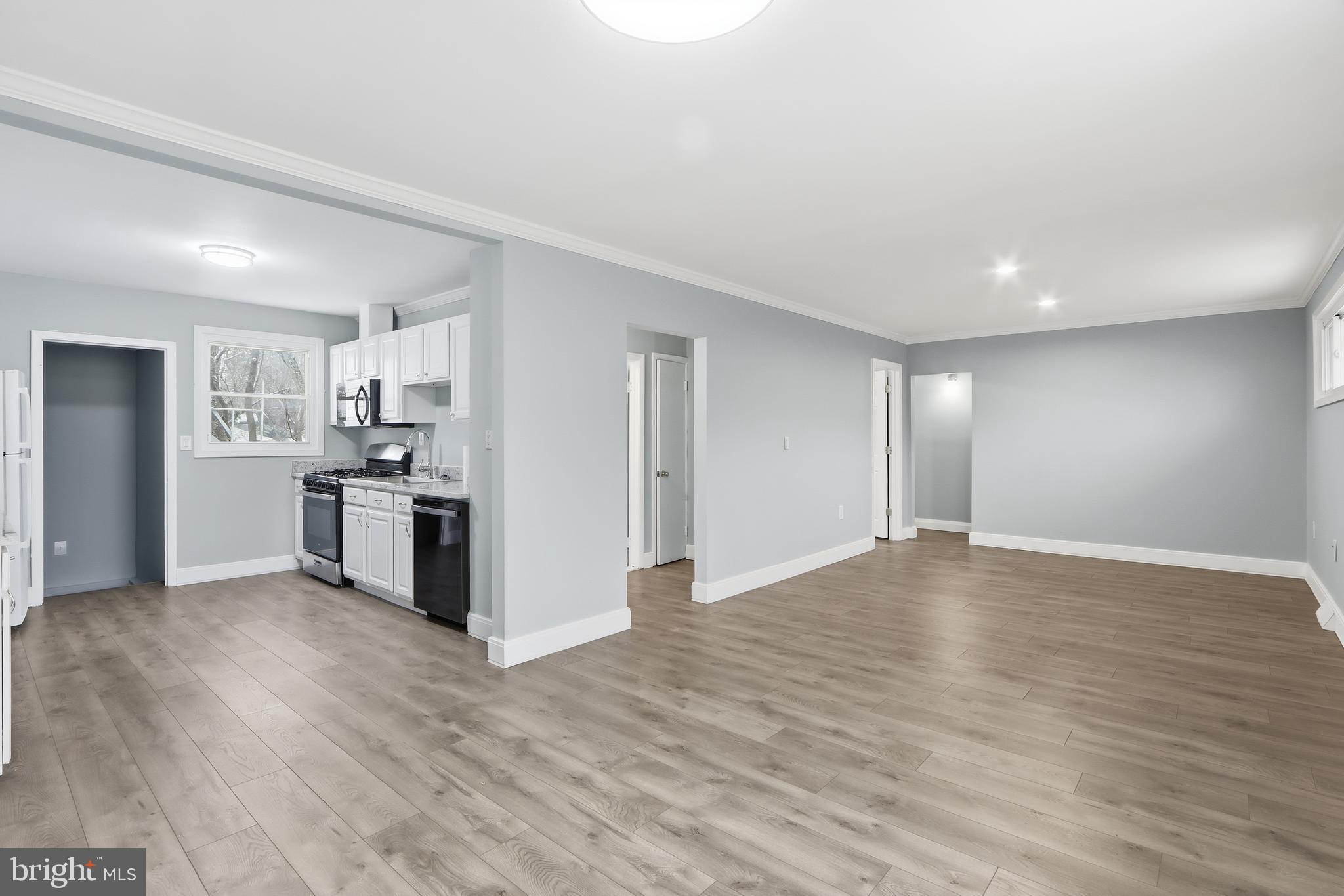 TOLLGATE - Residential