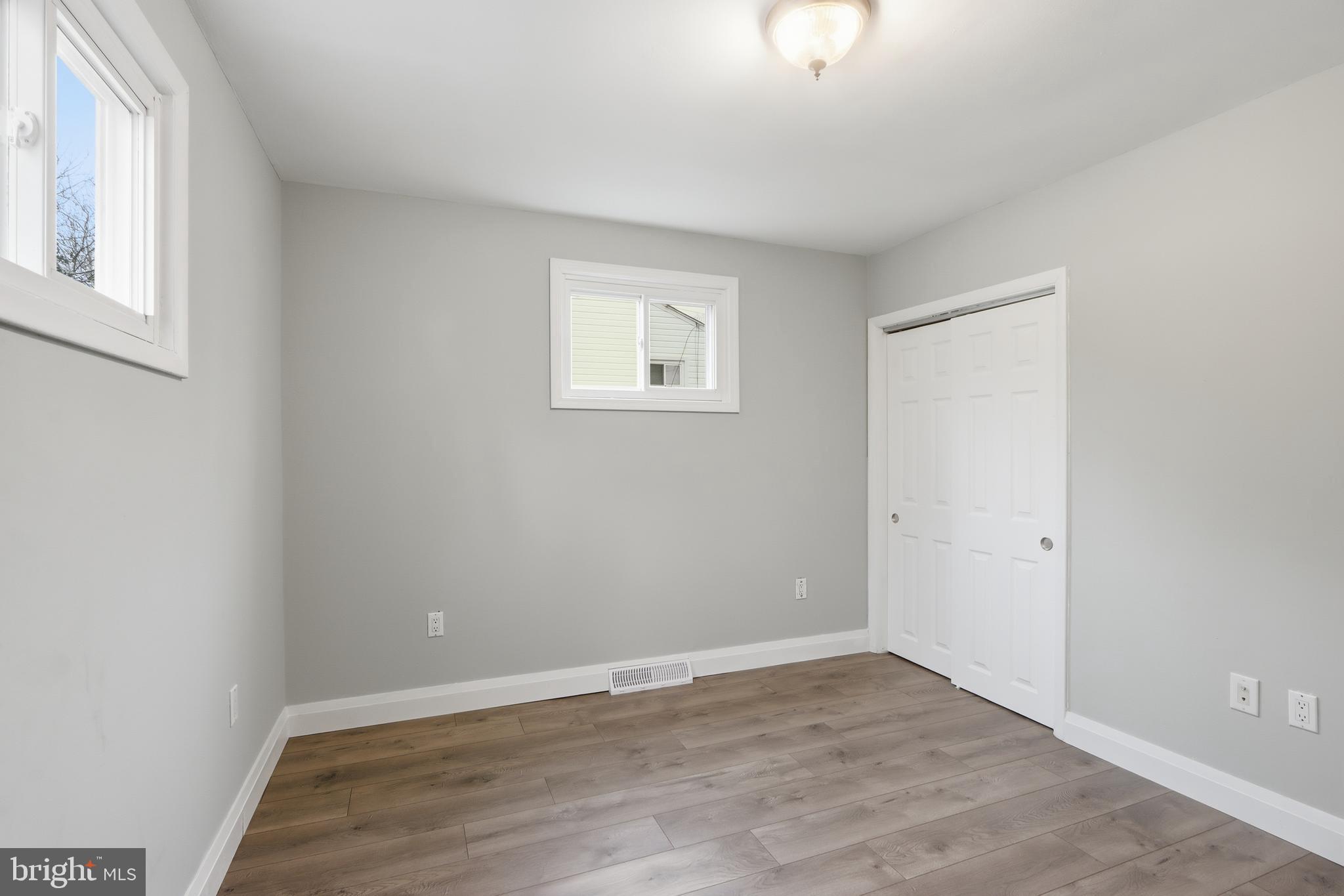 TOLLGATE - Residential