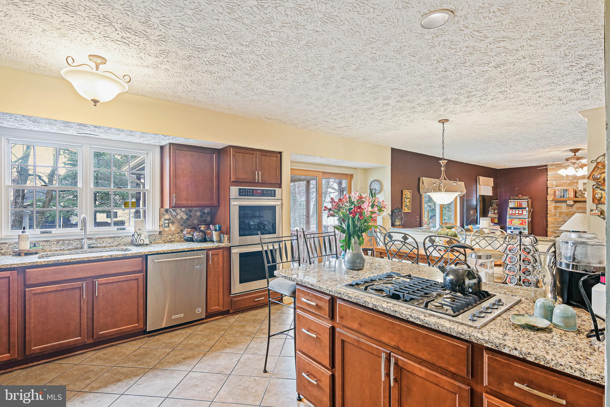 TIMBER GROVE - Residential