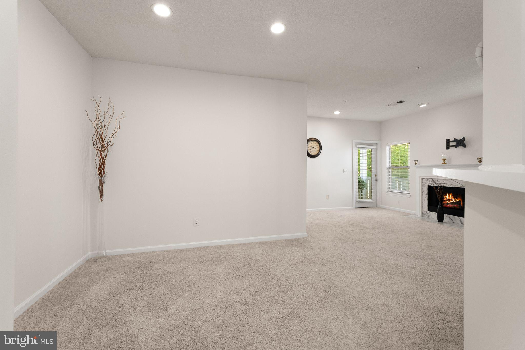 SANDERLING - Residential Lease