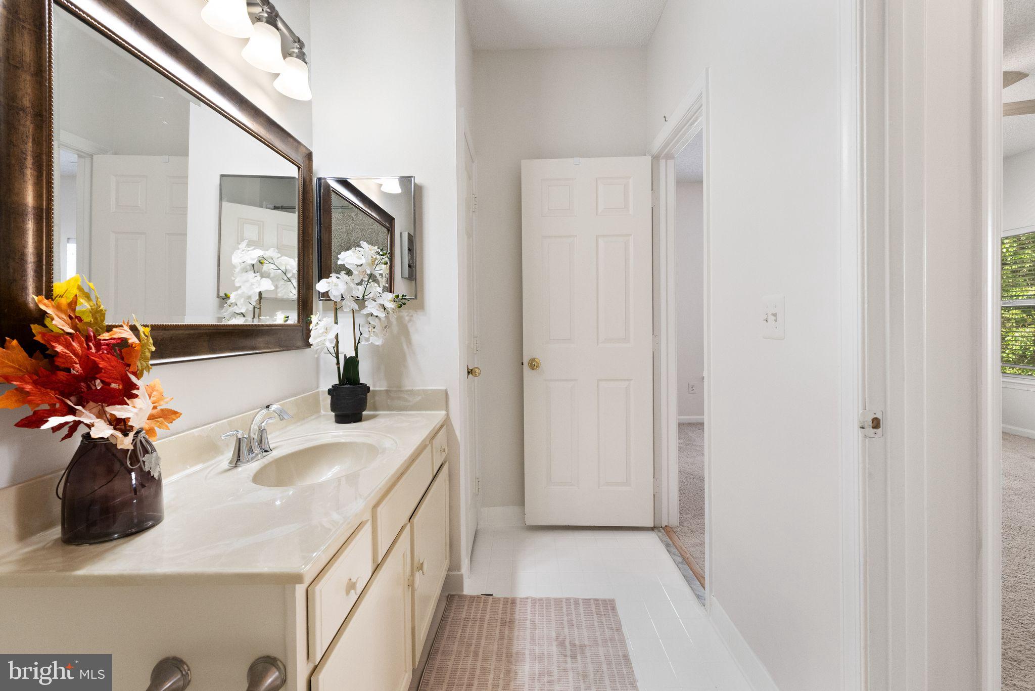 SANDERLING - Residential Lease