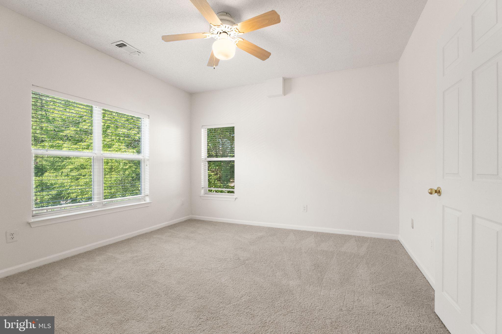 SANDERLING - Residential Lease