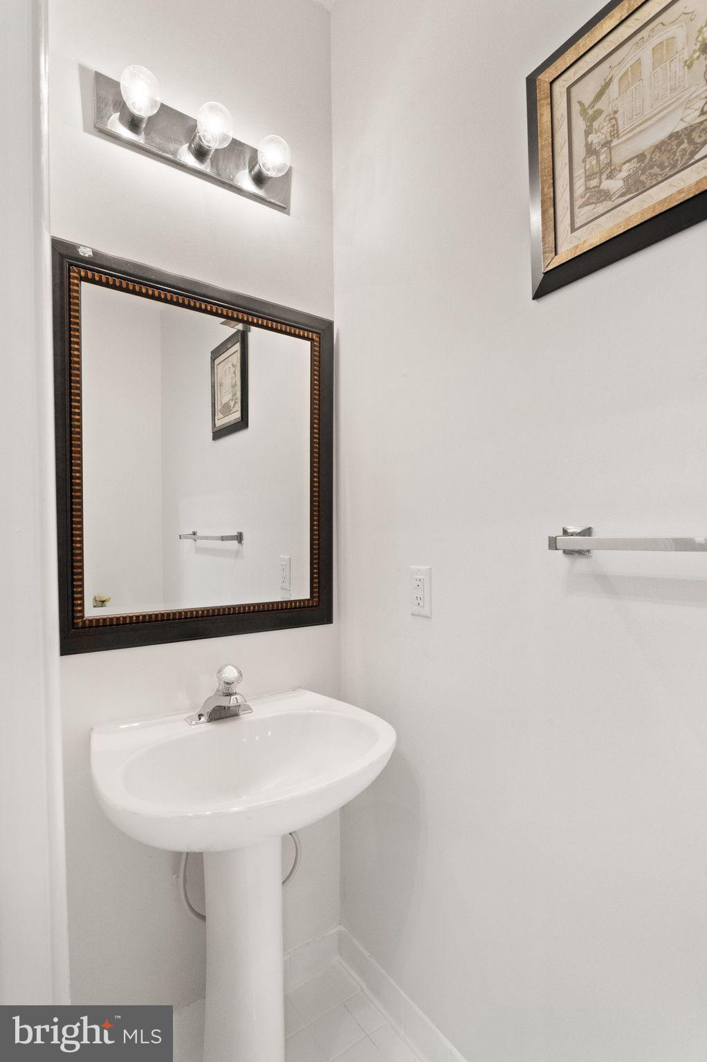 SANDERLING - Residential Lease