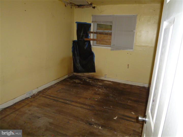 PHILADELPHIA (SOUTHWEST) - Residential