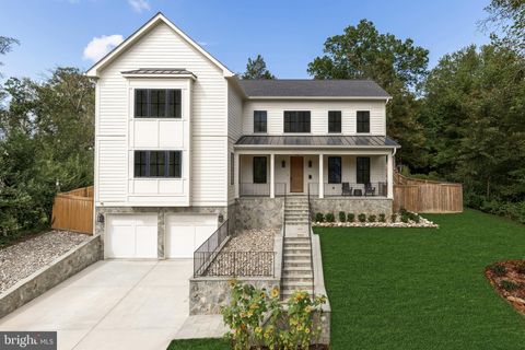 4283 38TH STREET N ARLINGTON VA 22207