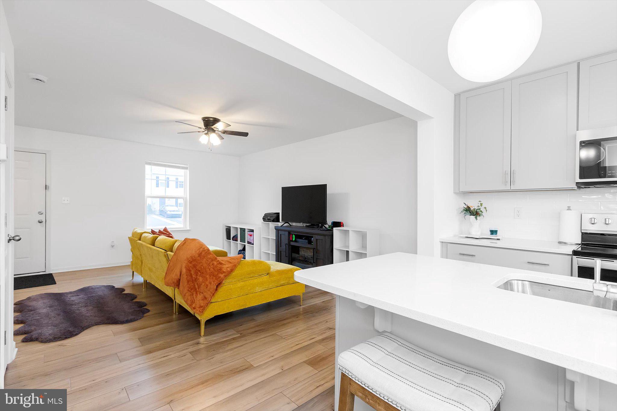 WHISPERING PINES - Residential