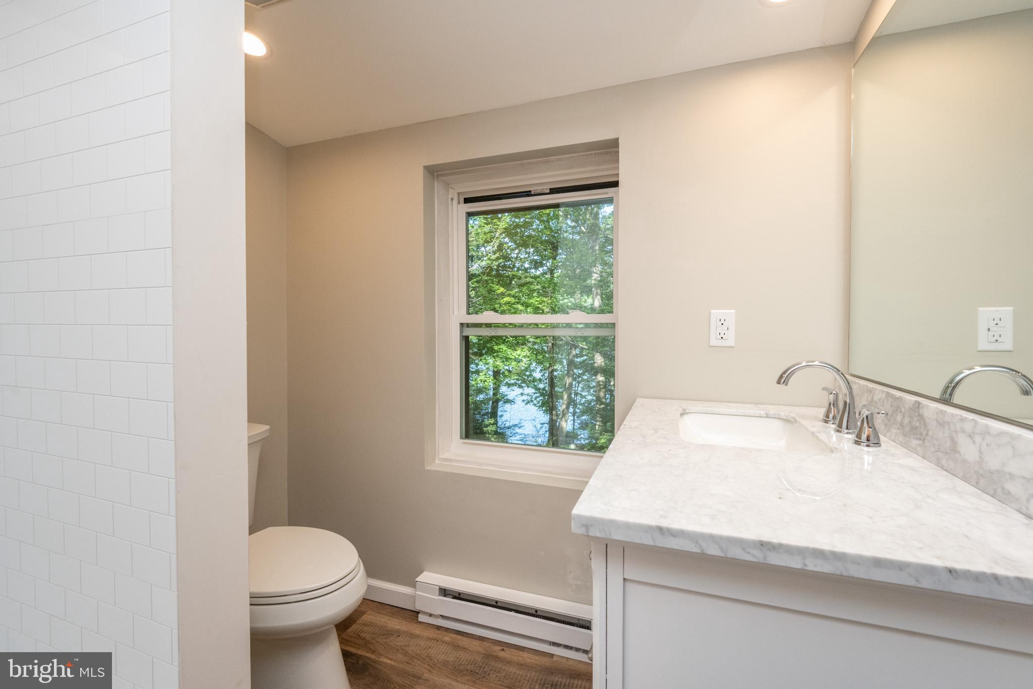 LAKE SHORE DRIVE - Residential