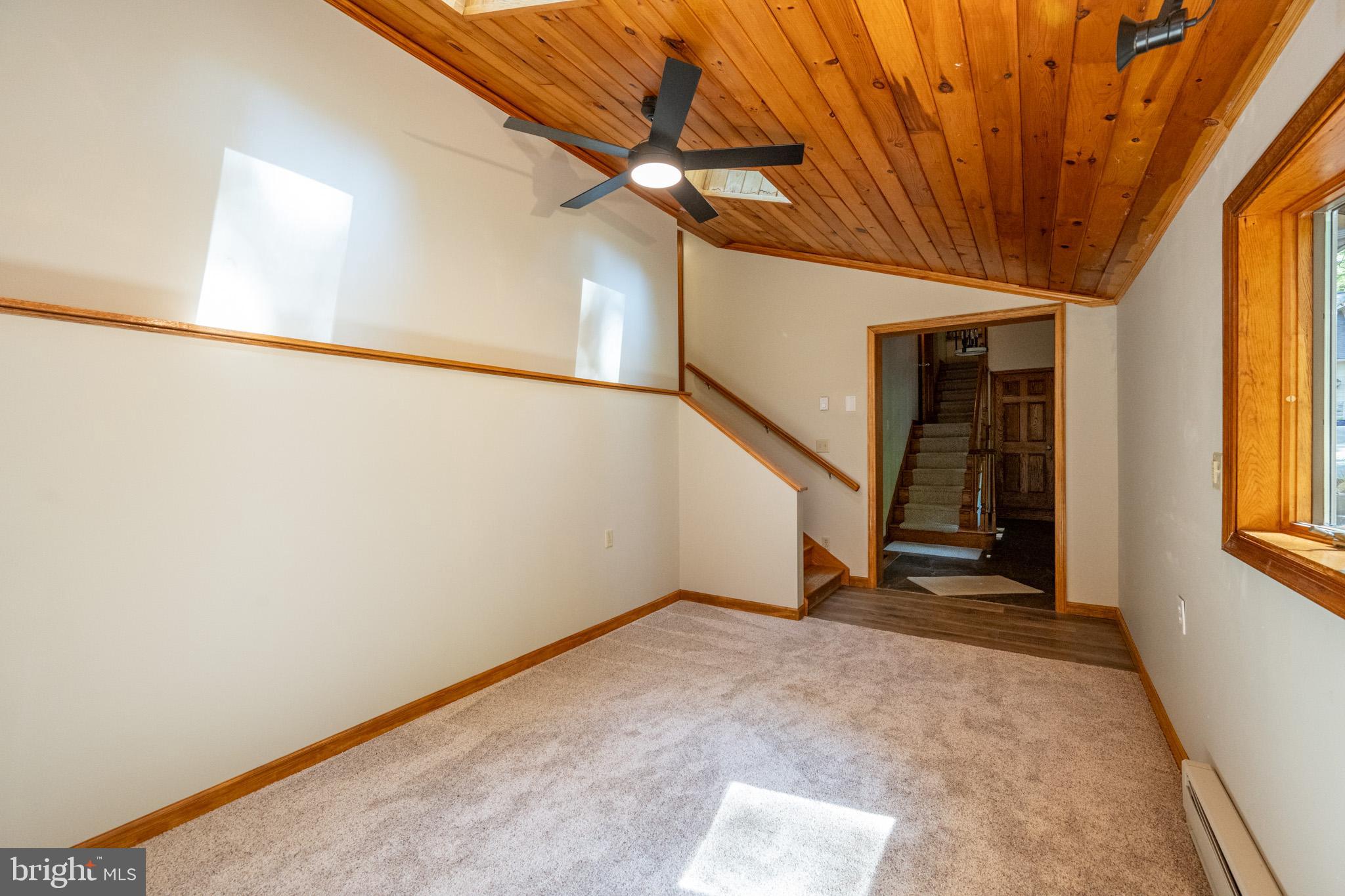 LAKE SHORE DRIVE - Residential