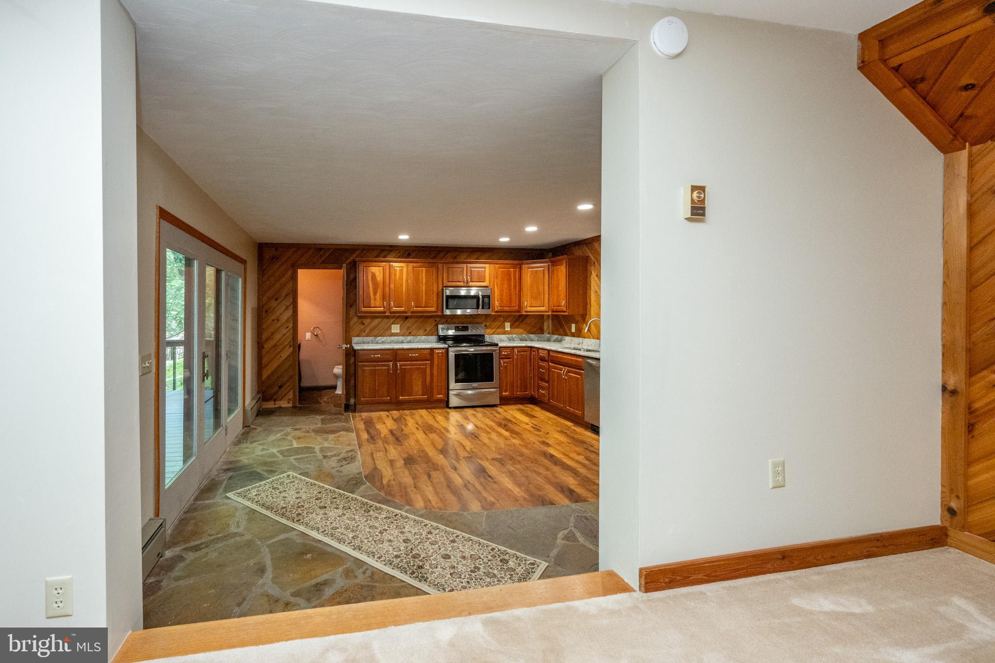 LAKE SHORE DRIVE - Residential