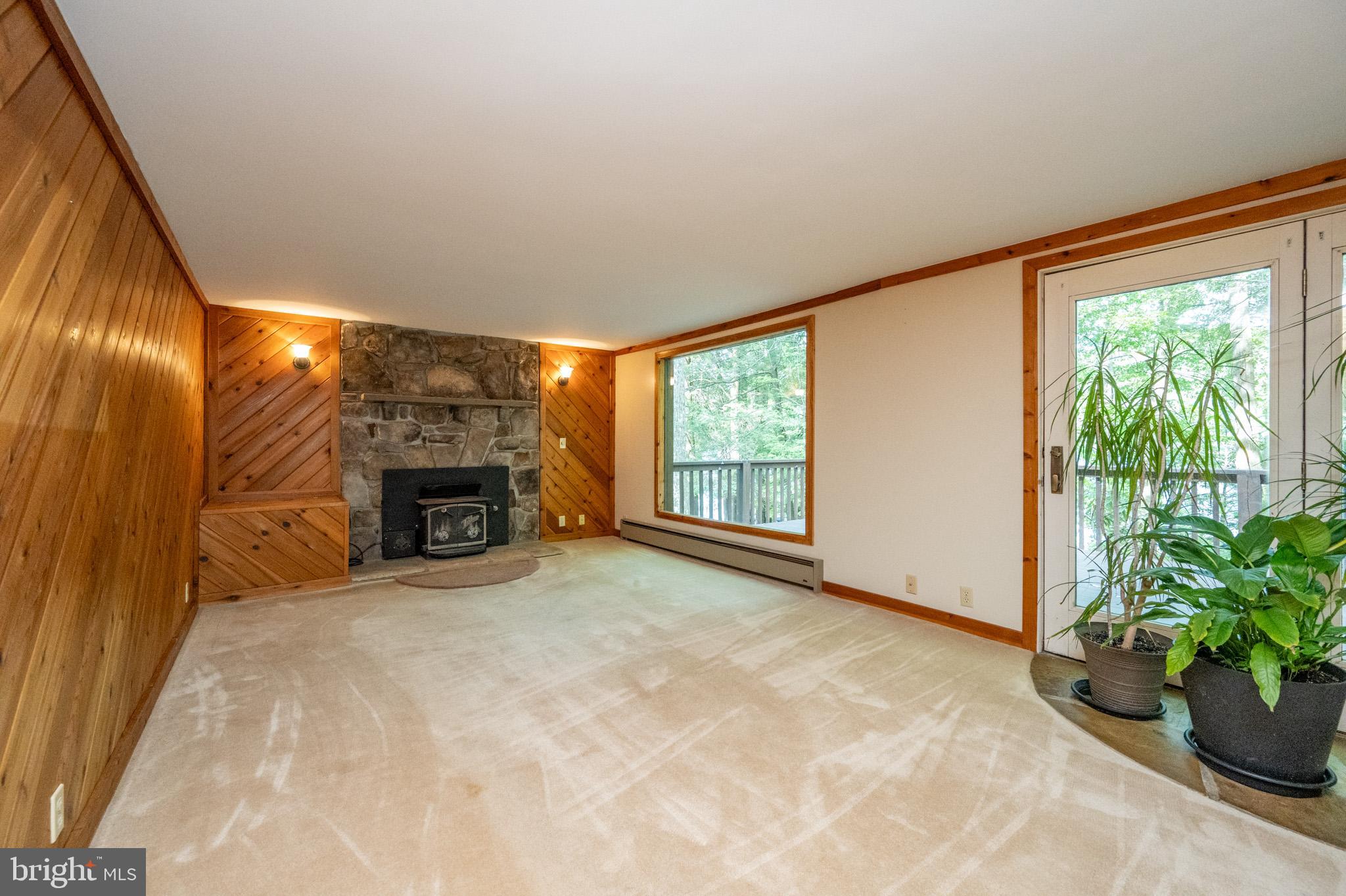 LAKE SHORE DRIVE - Residential