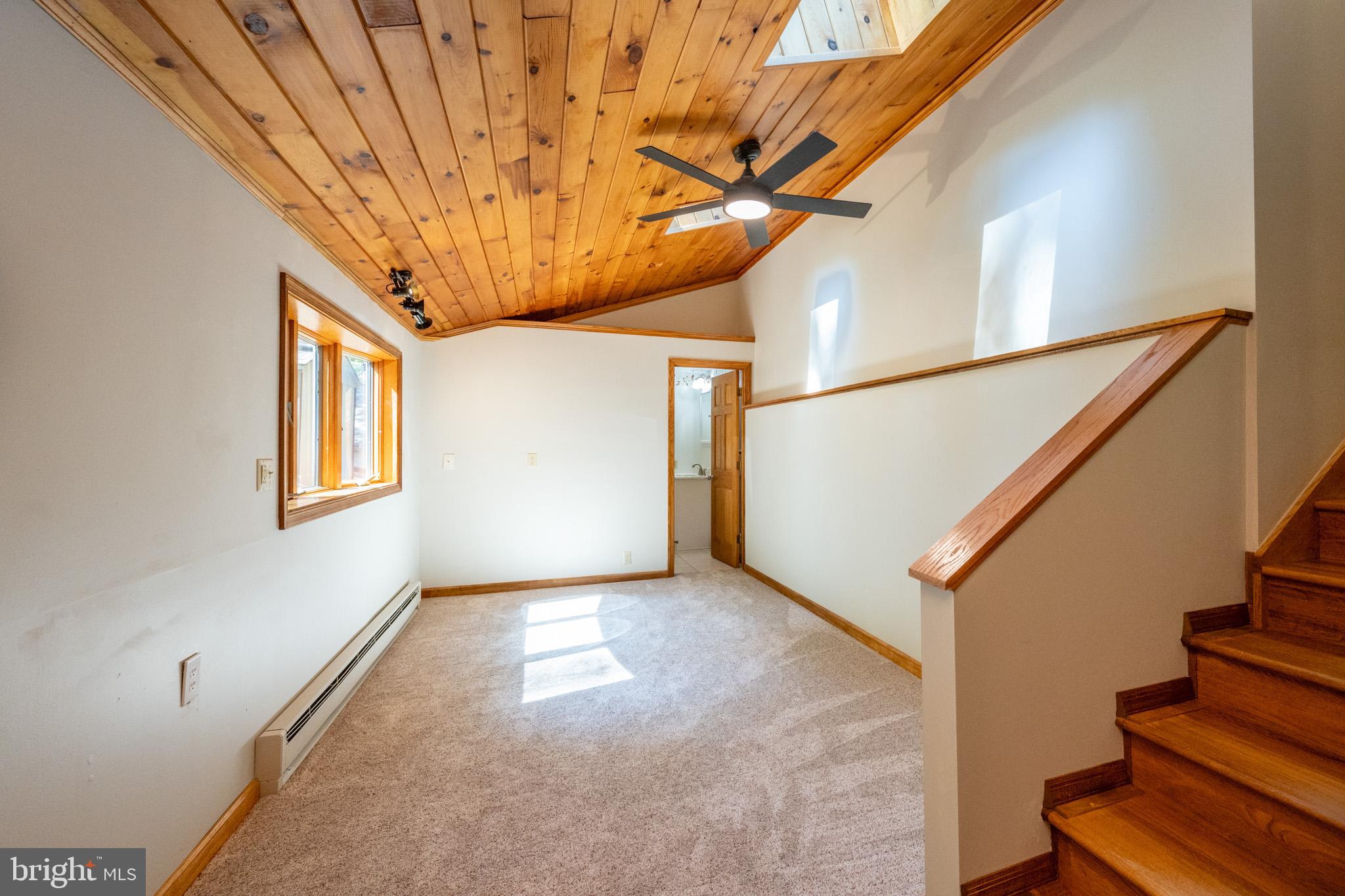 LAKE SHORE DRIVE - Residential