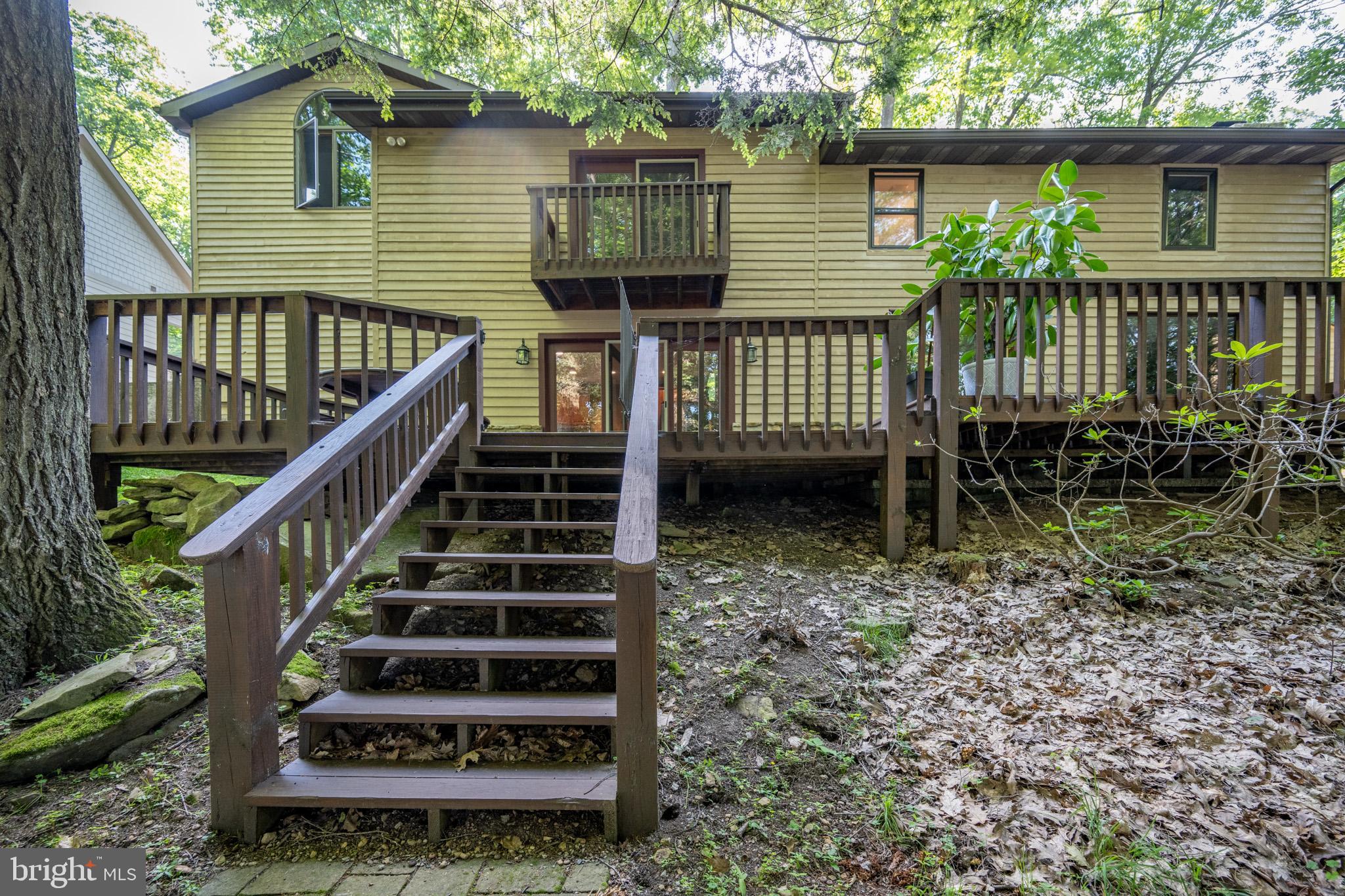 LAKE SHORE DRIVE - Residential