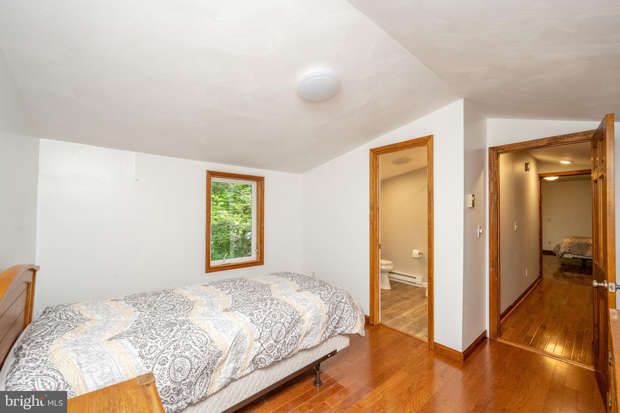 LAKE SHORE DRIVE - Residential