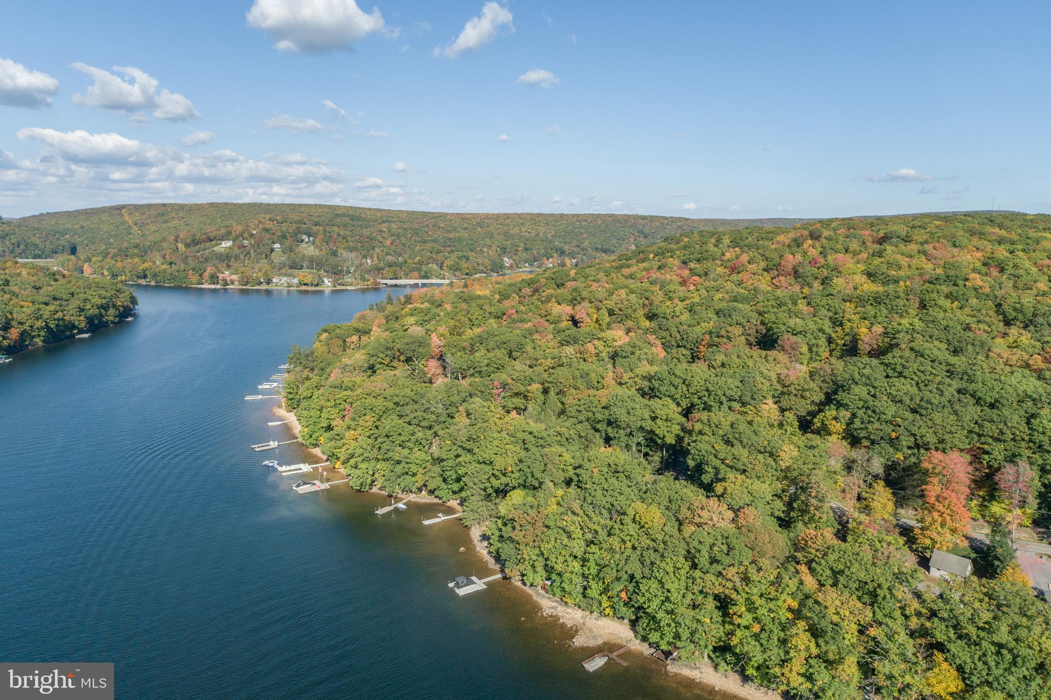 LAKE SHORE DRIVE - Residential