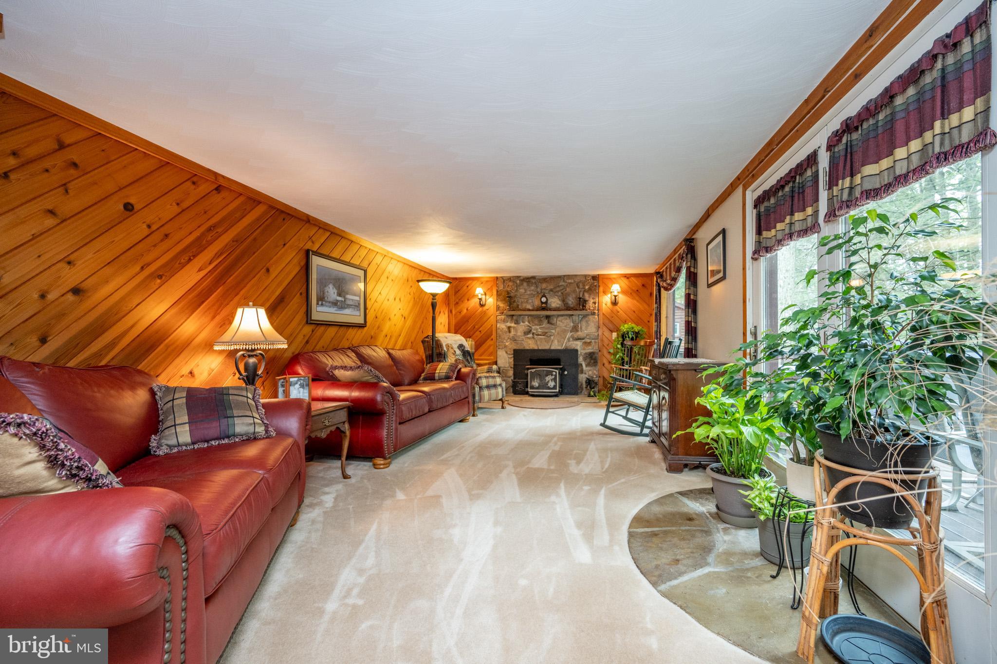 LAKE SHORE DRIVE - Residential