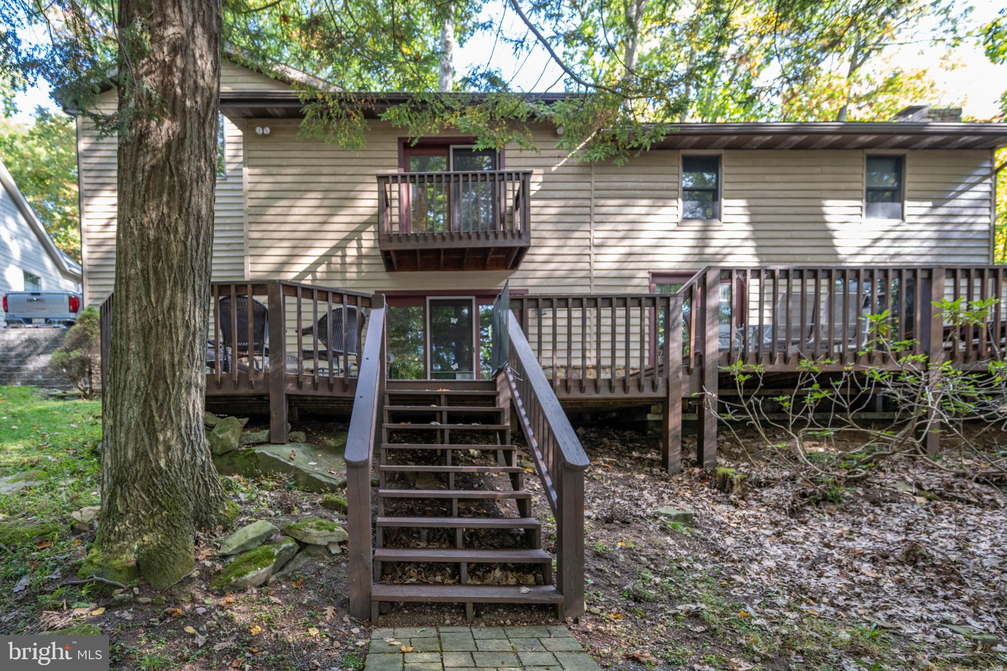 LAKE SHORE DRIVE - Residential