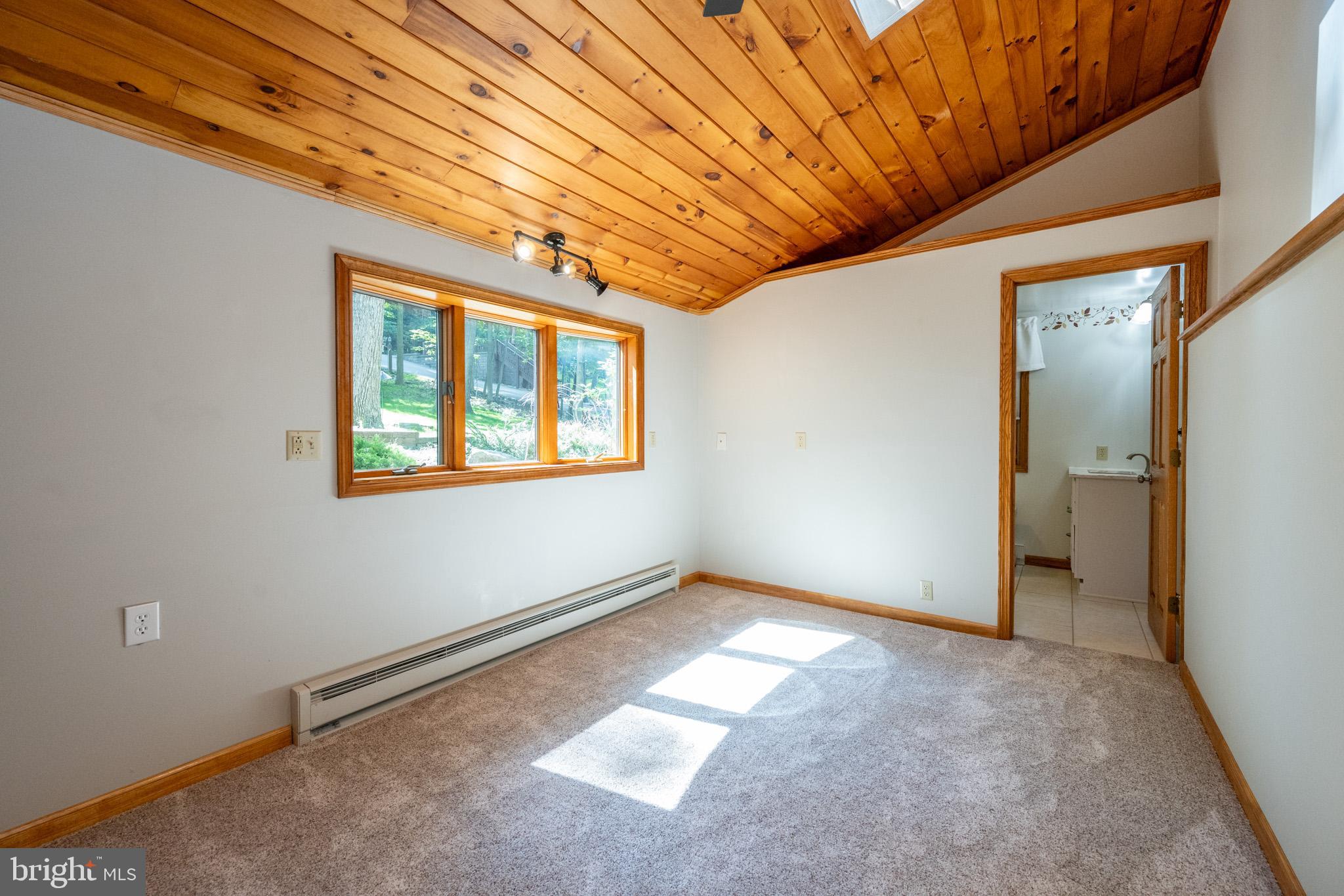 LAKE SHORE DRIVE - Residential