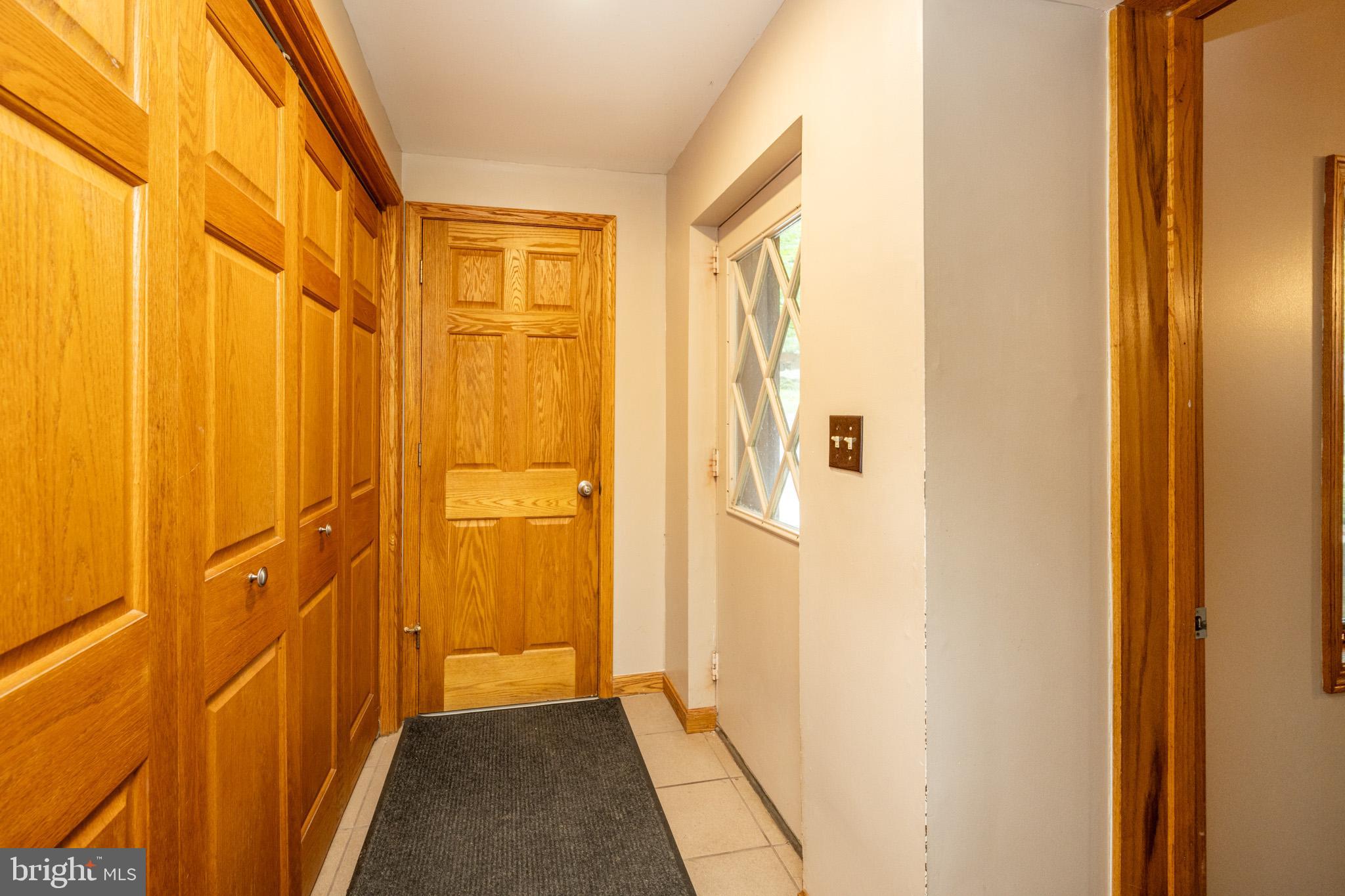 LAKE SHORE DRIVE - Residential